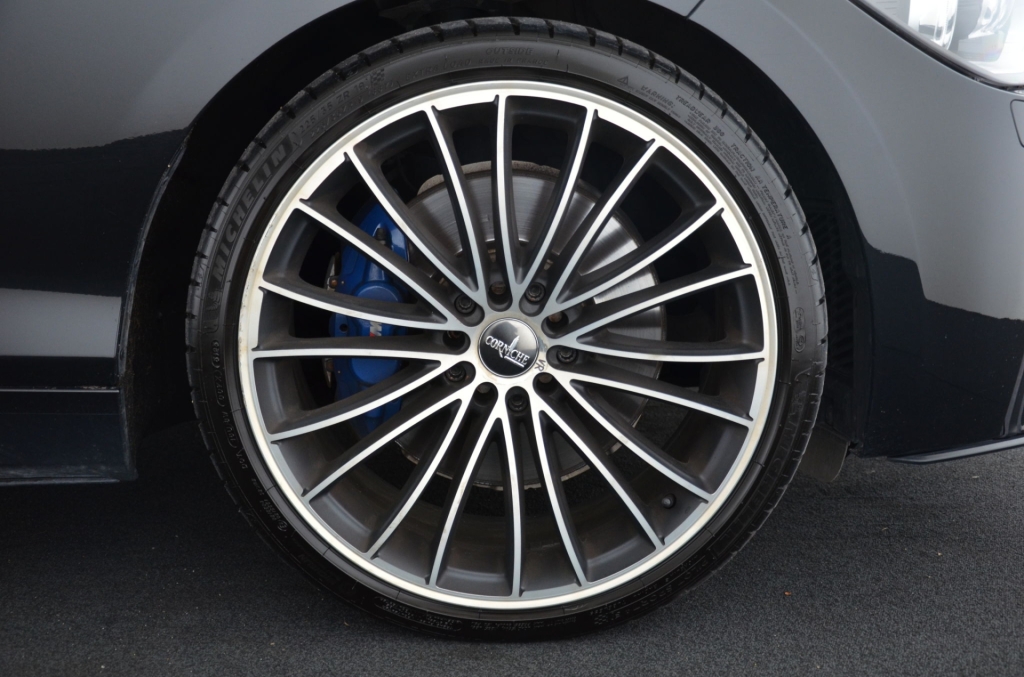 BMW M135i xDrive Steptronic-image-9
