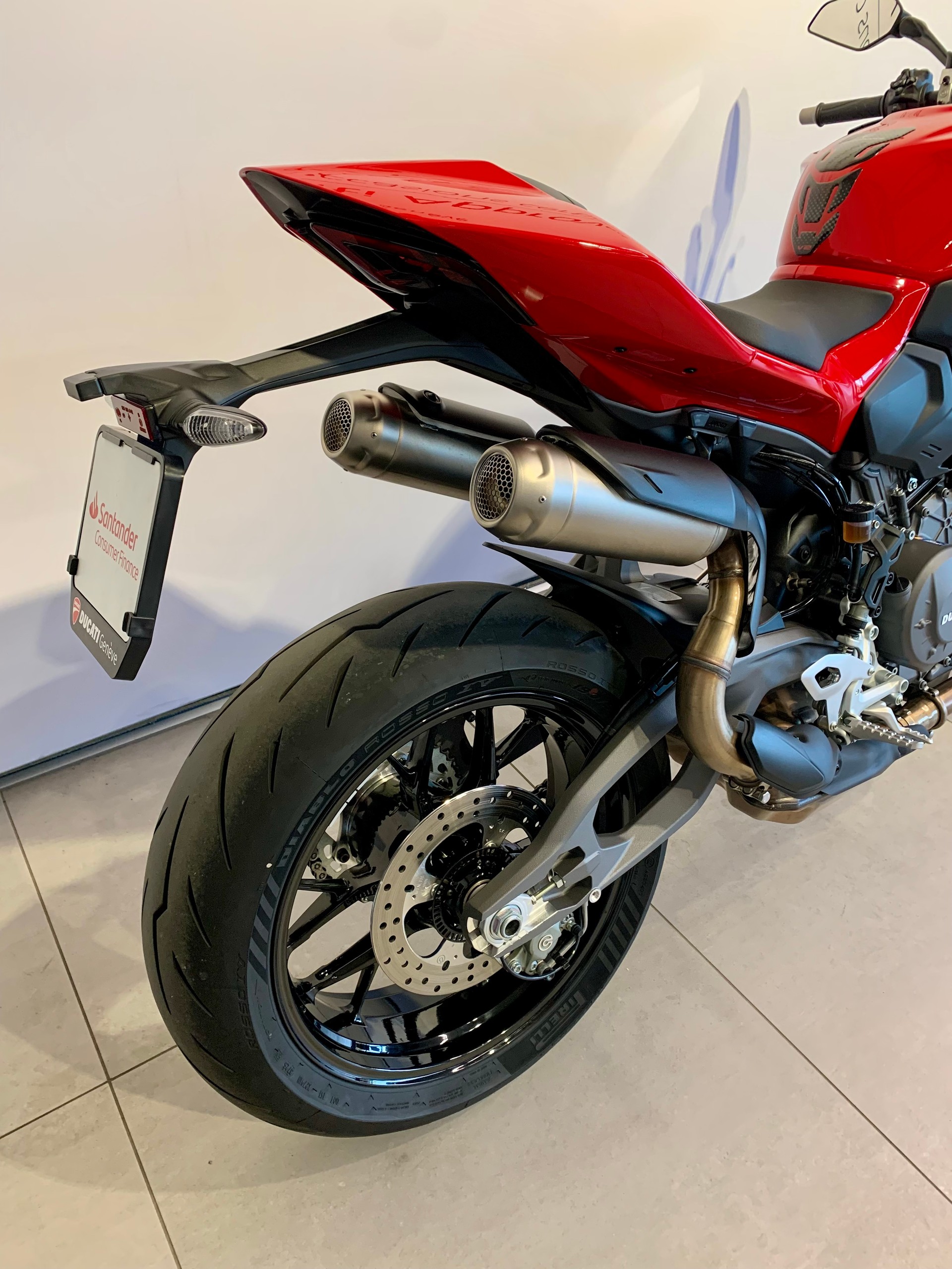 DUCATI Streetfighter V2 S (35kW)-image-7