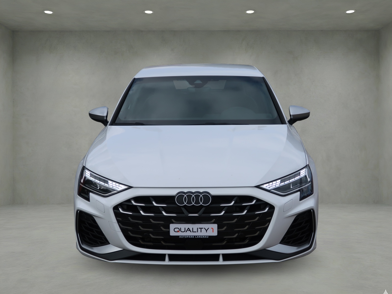 AUDI S3 Sportback TFSI quattro S-tronic-showroom-element-2