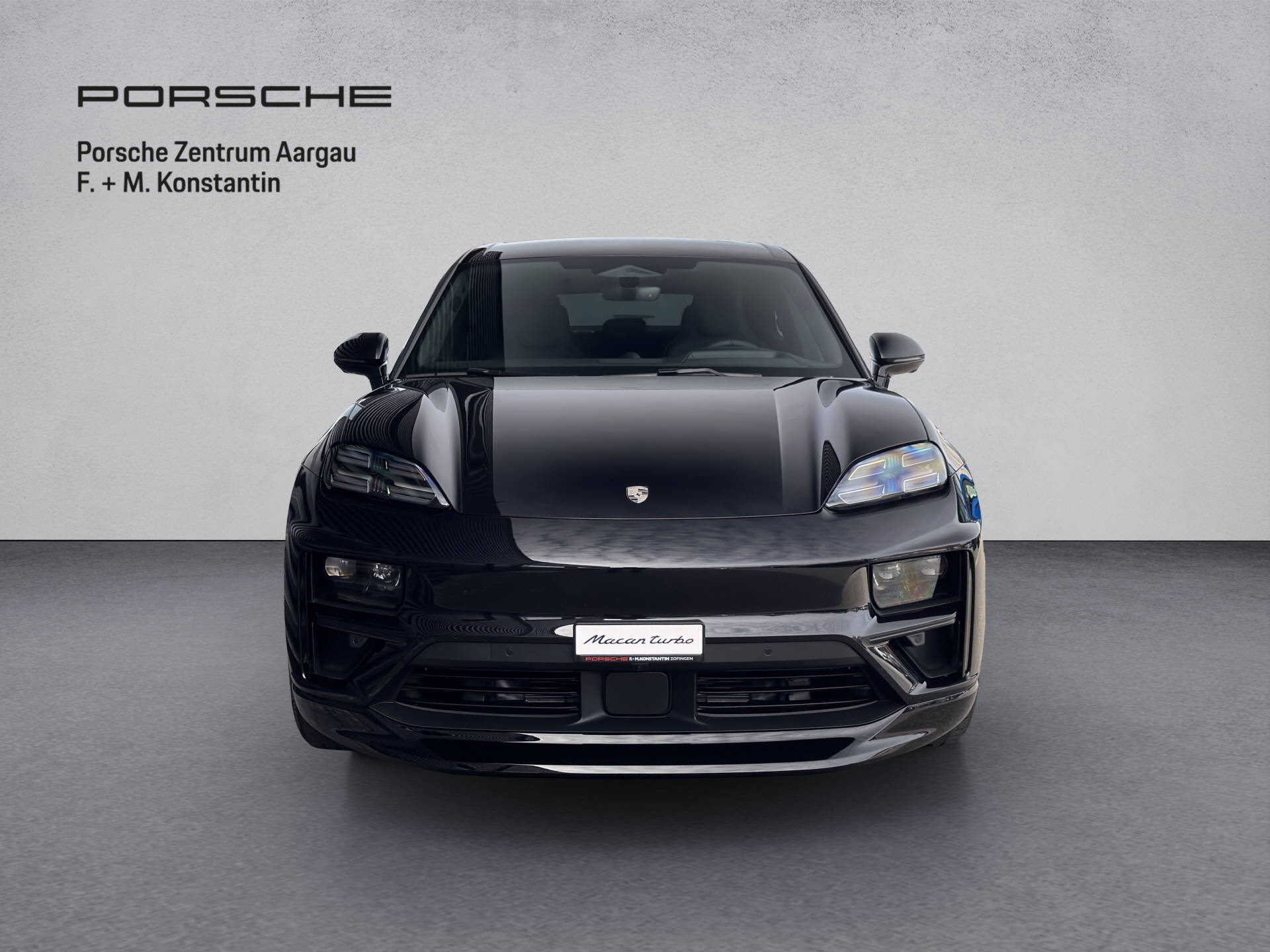 PORSCHE Macan Turbo-image-1