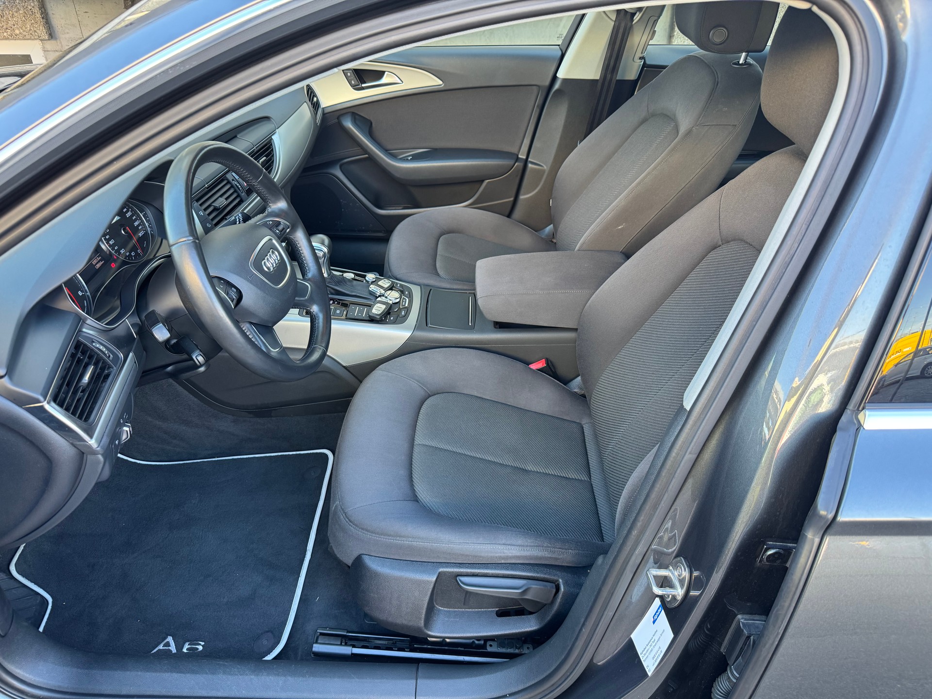 AUDI A6 Avant 2.0 TDI ultra-image-5