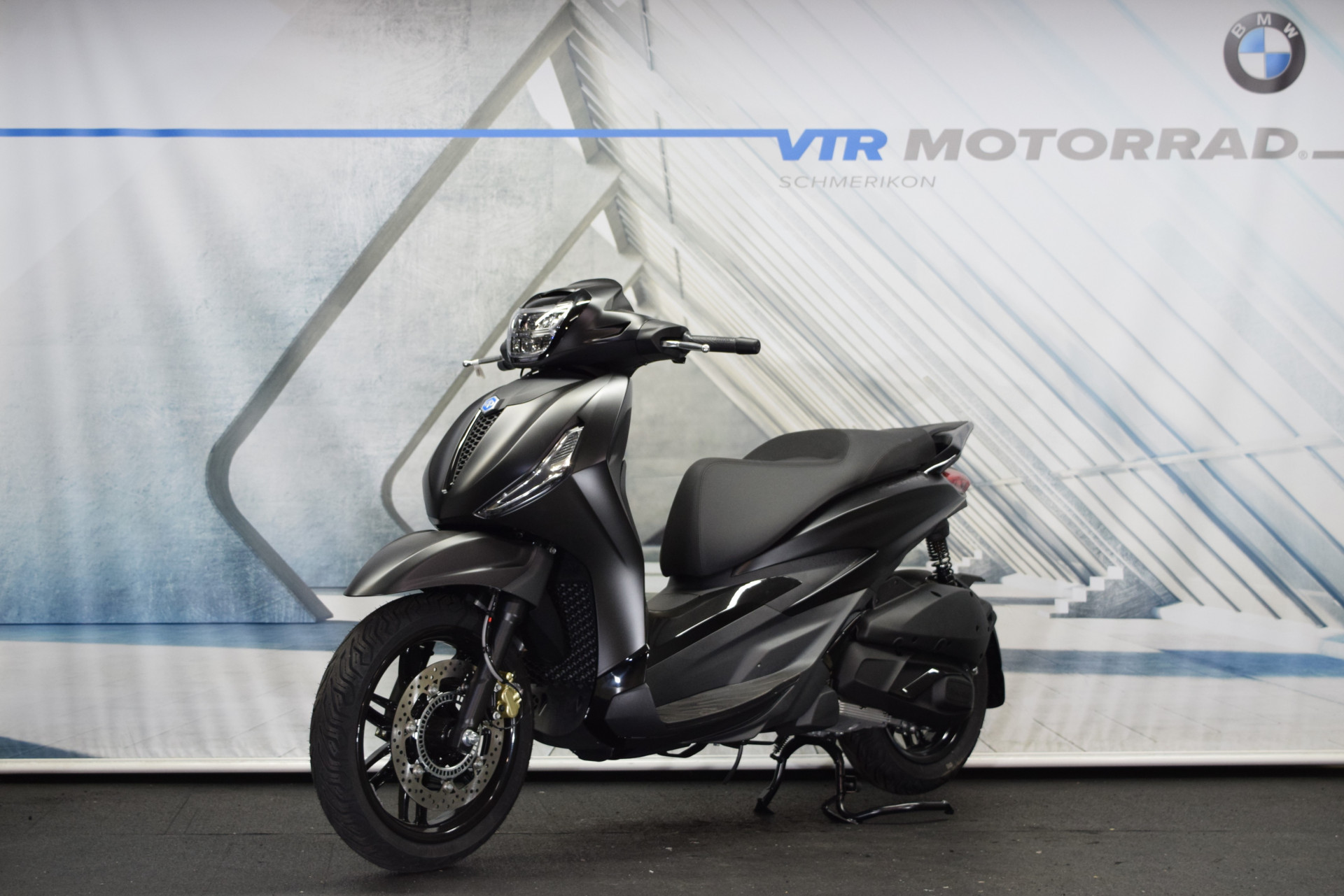 PIAGGIO Beverly 300 HPE Deep Black Deep Black - Sofort verfügbar-image-5