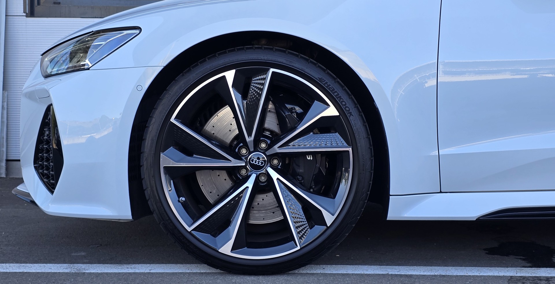 AUDI RS7 Sportback MHEV-showroom-element-2