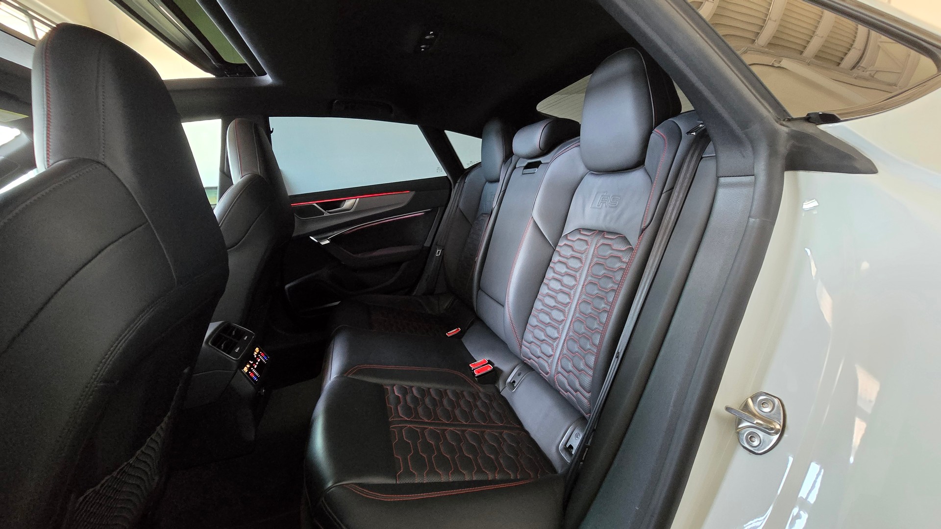 AUDI RS7 Sportback MHEV-image-16