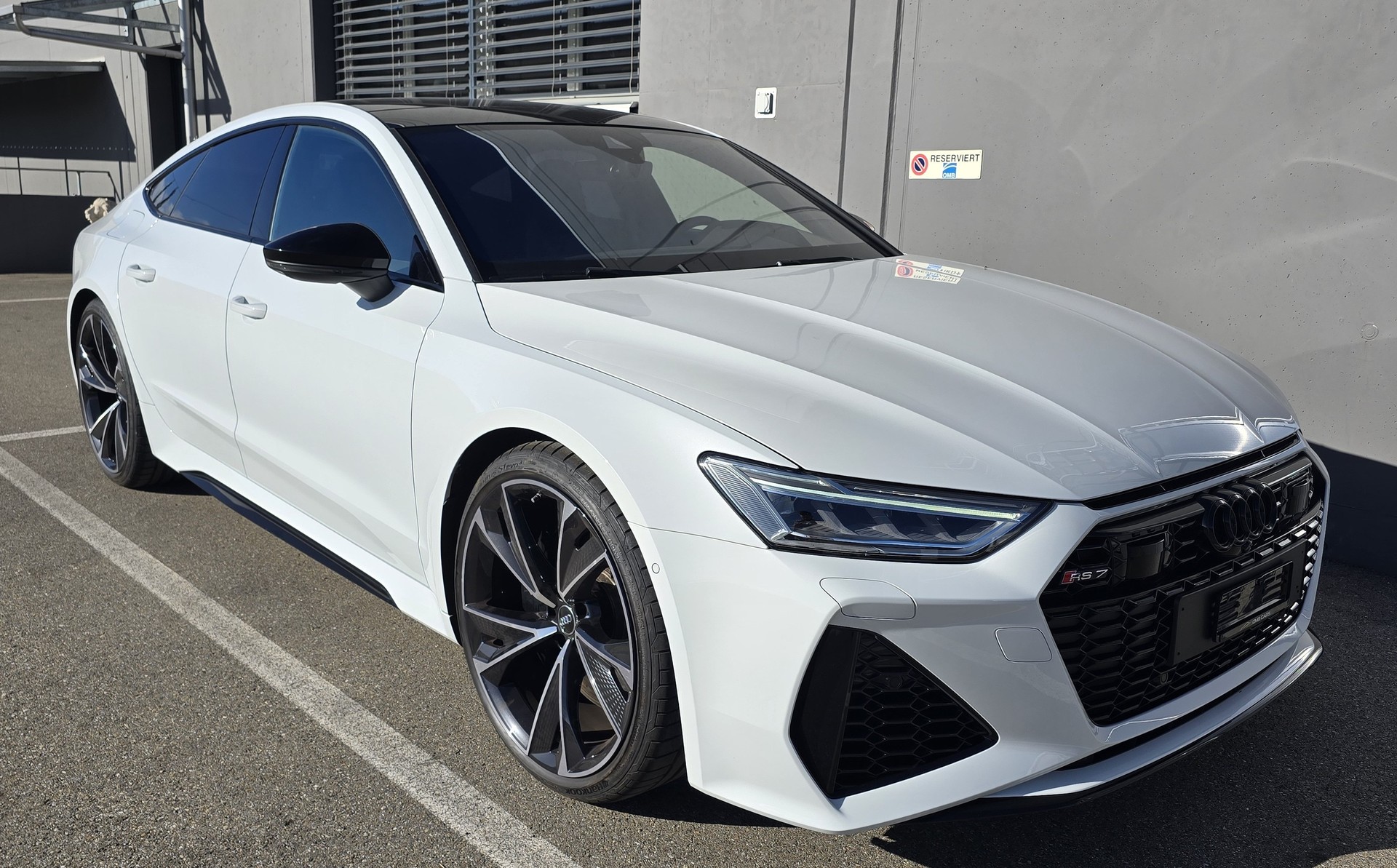 AUDI RS7 Sportback MHEV-showroom-element-2