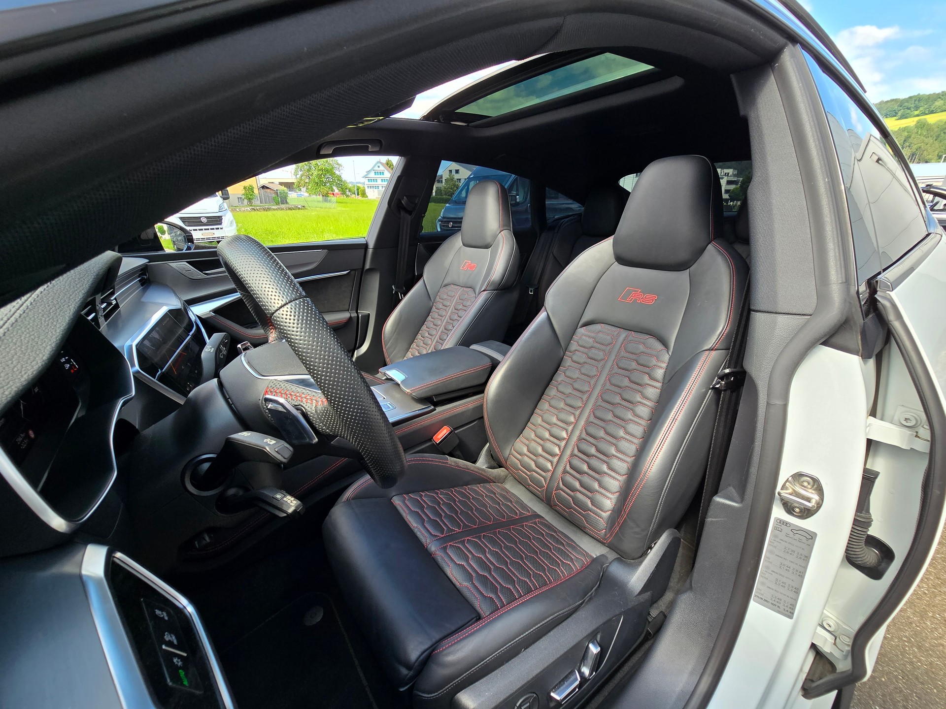 AUDI RS7 Sportback MHEV-image-11