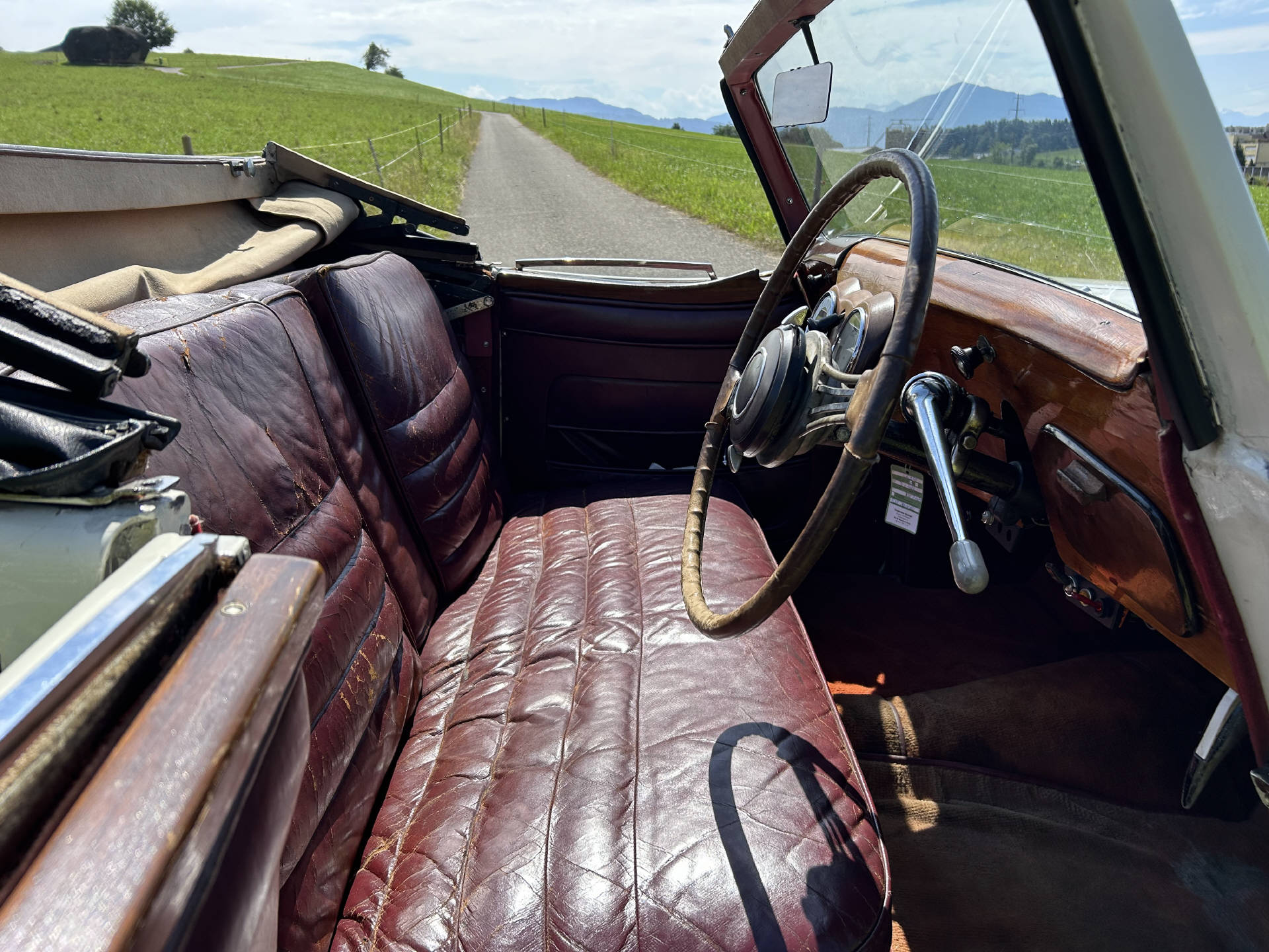 TRIUMPH Roadster 2000-image-6