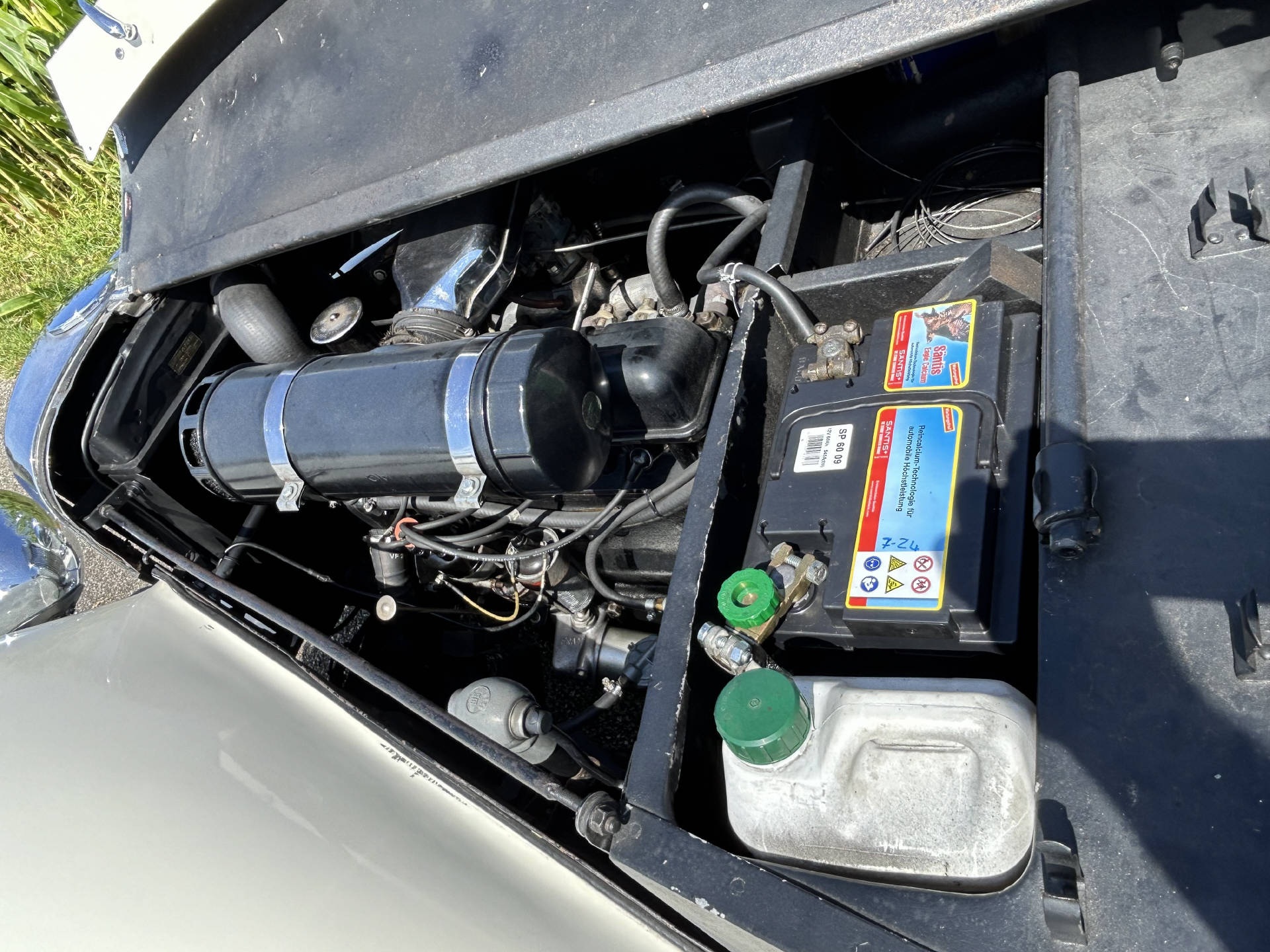 TRIUMPH Roadster 2000-image-13