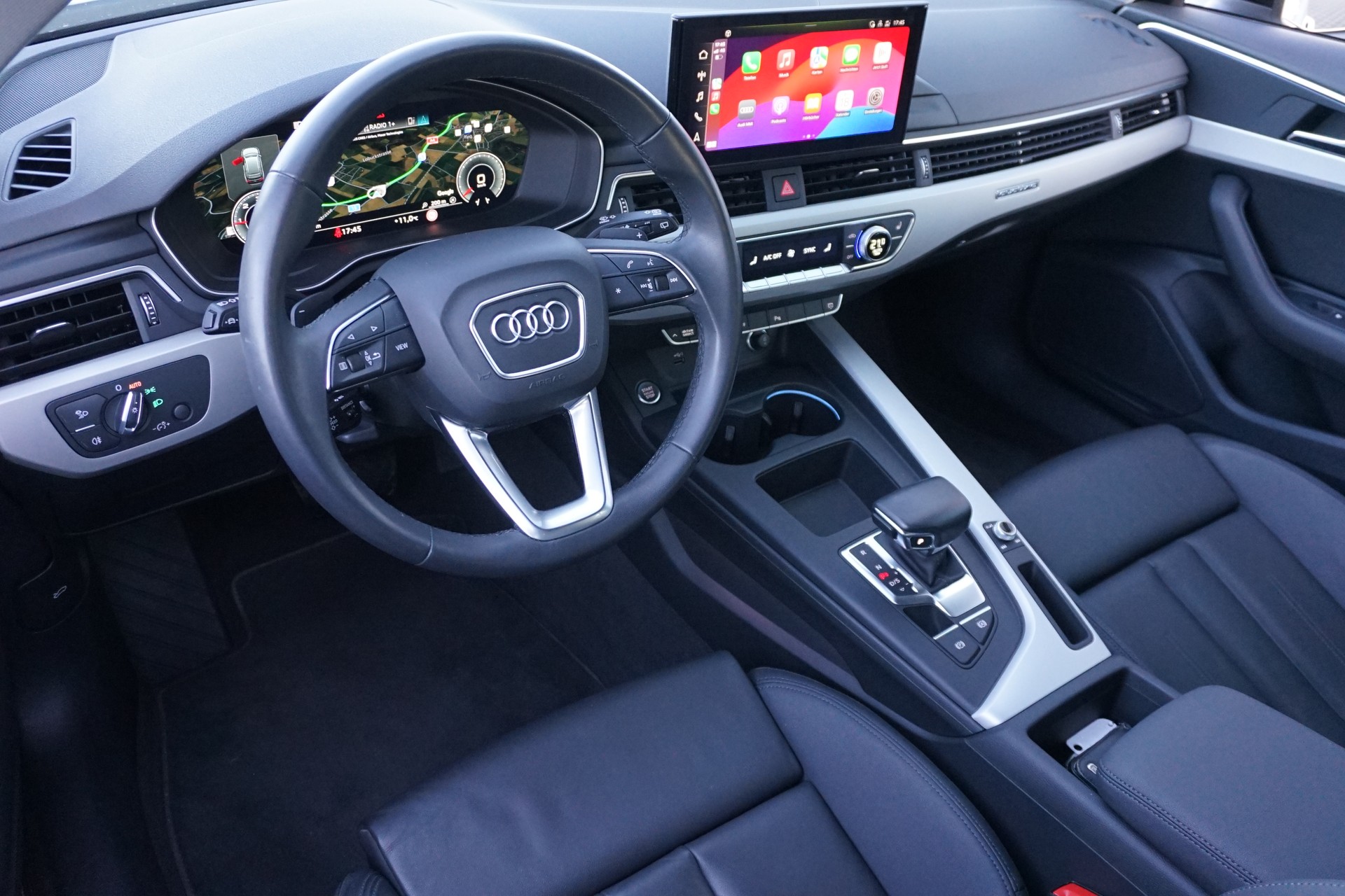 AUDI A4 Avant 40 TDI S-Line quattro 204PS-image-17