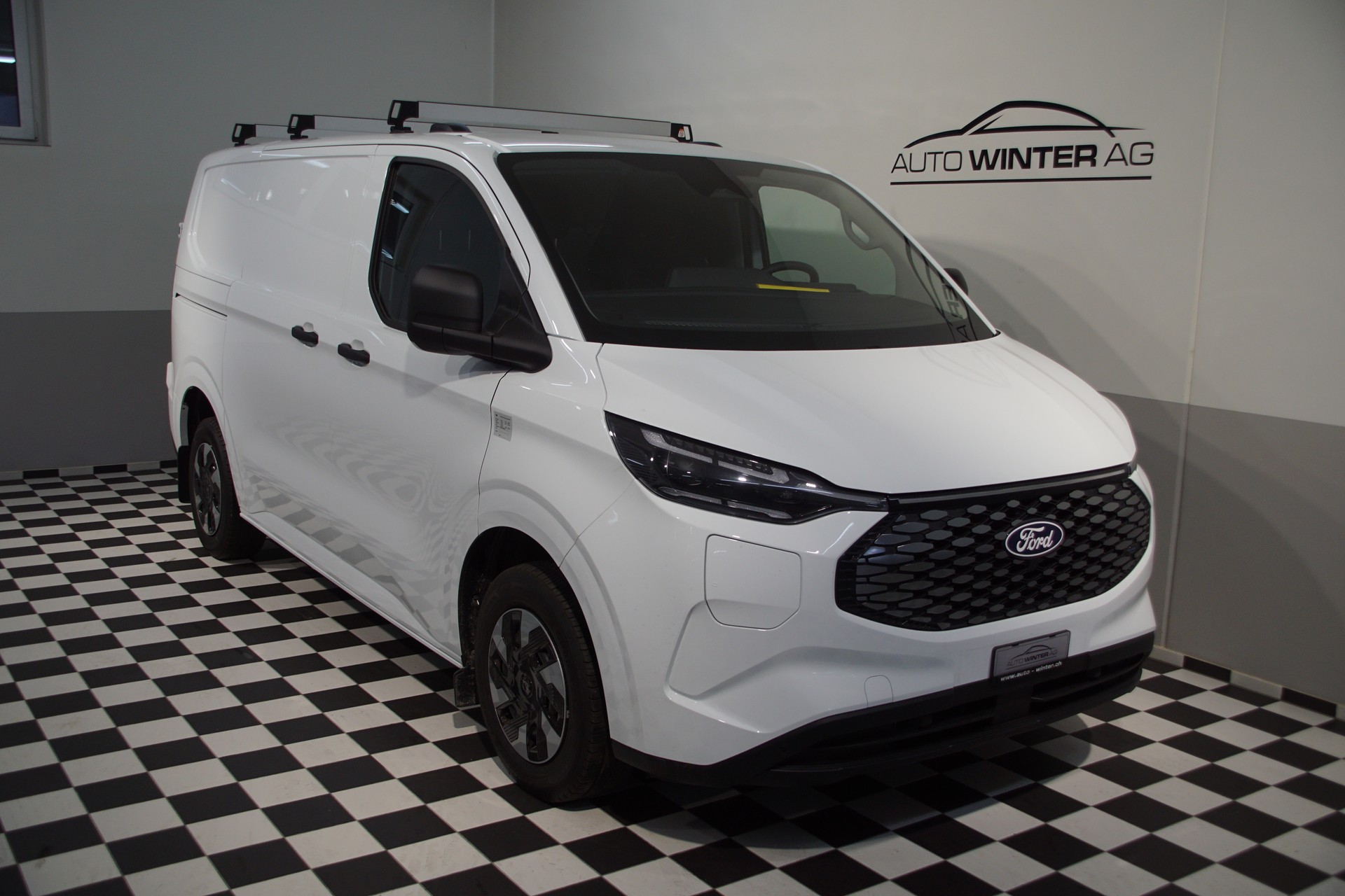 FORD Transit Custom Van 320 L1 H1 65kWh Trend