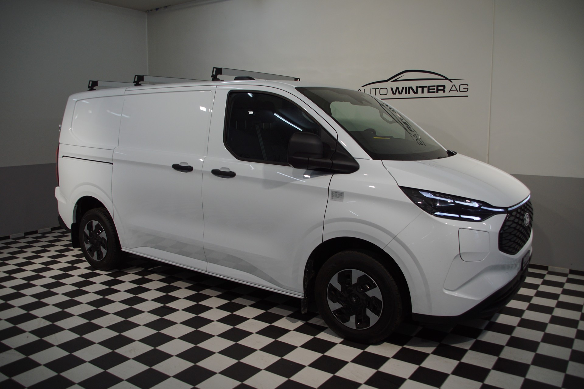 FORD Transit Custom Van 320 L1 H1 65kWh Trend-showroom-element-2