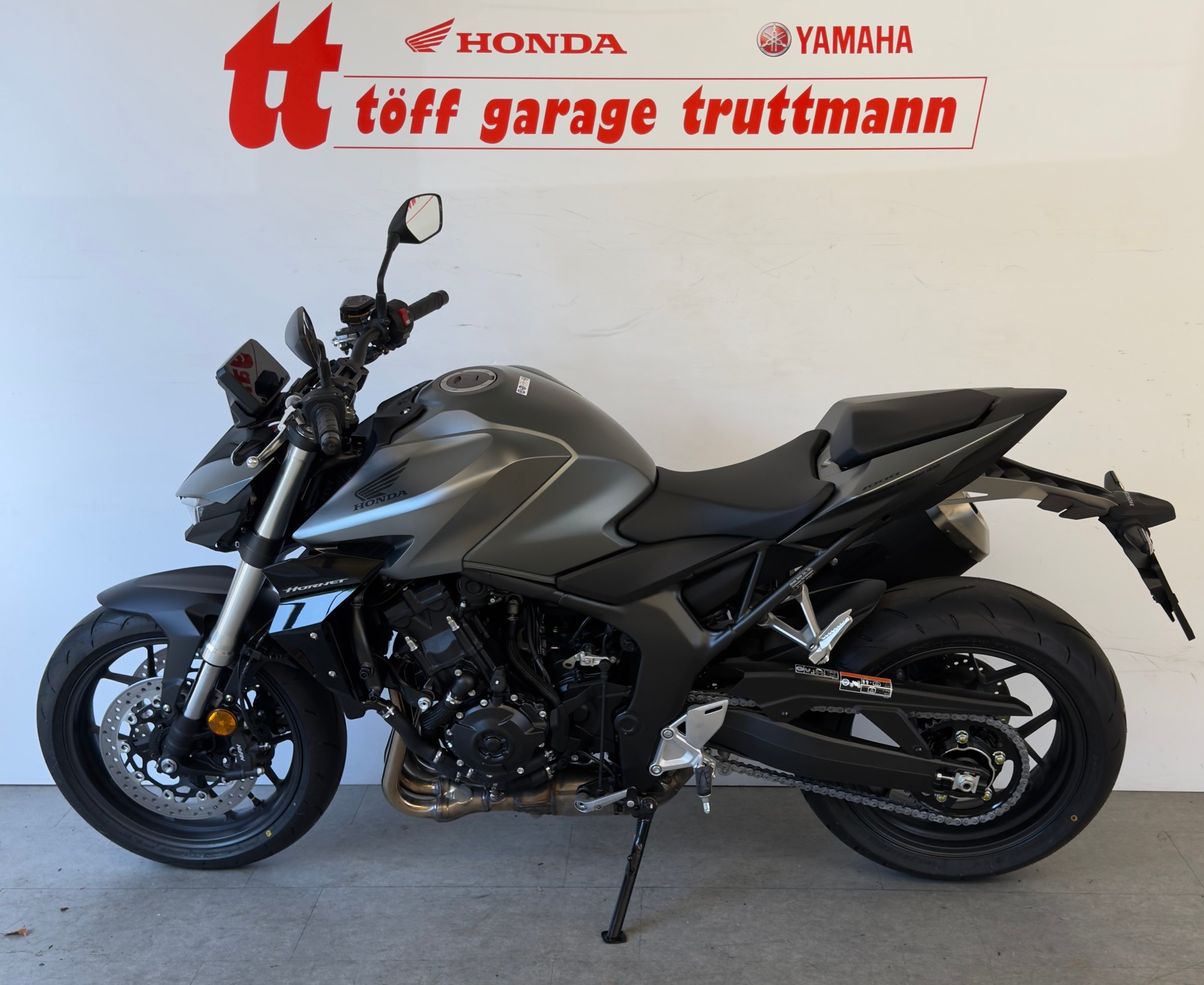HONDA CB 1000 Hornet-image-1