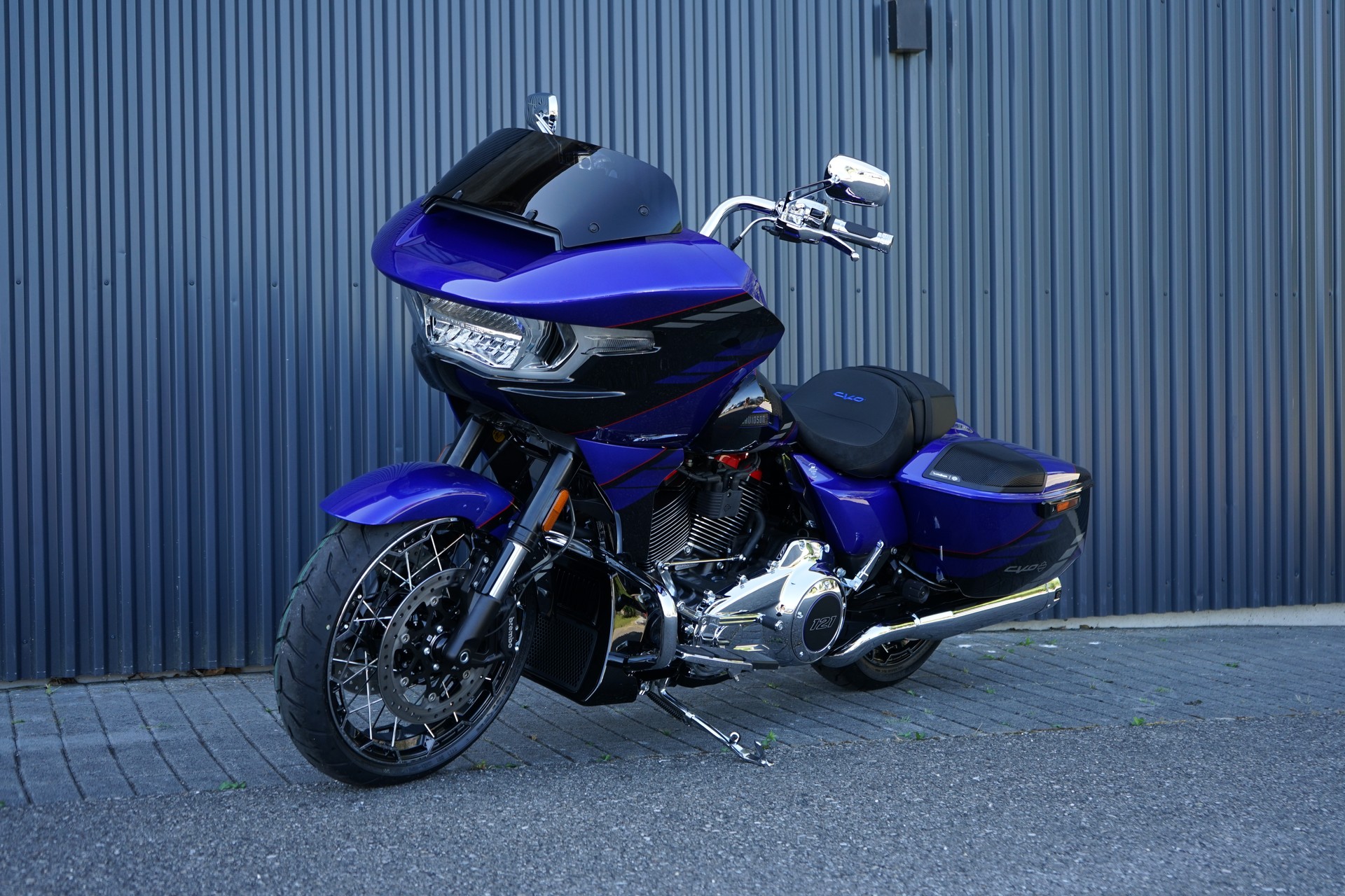 HARLEY-DAVIDSON FLTRXSE Road Glide 121 CVO-image-1