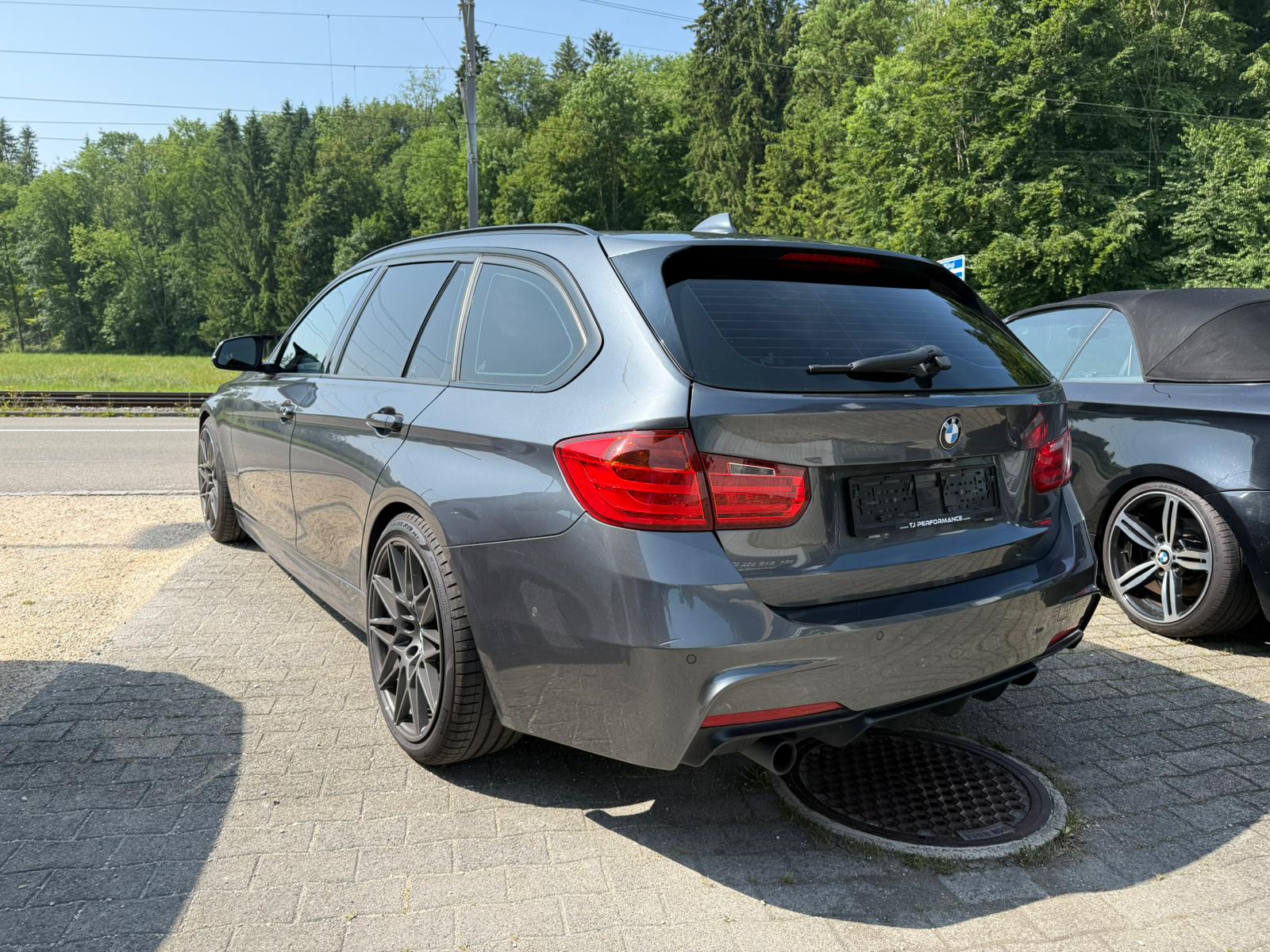 BMW 320d xDrive Touring Sport Line Steptronic-image-8