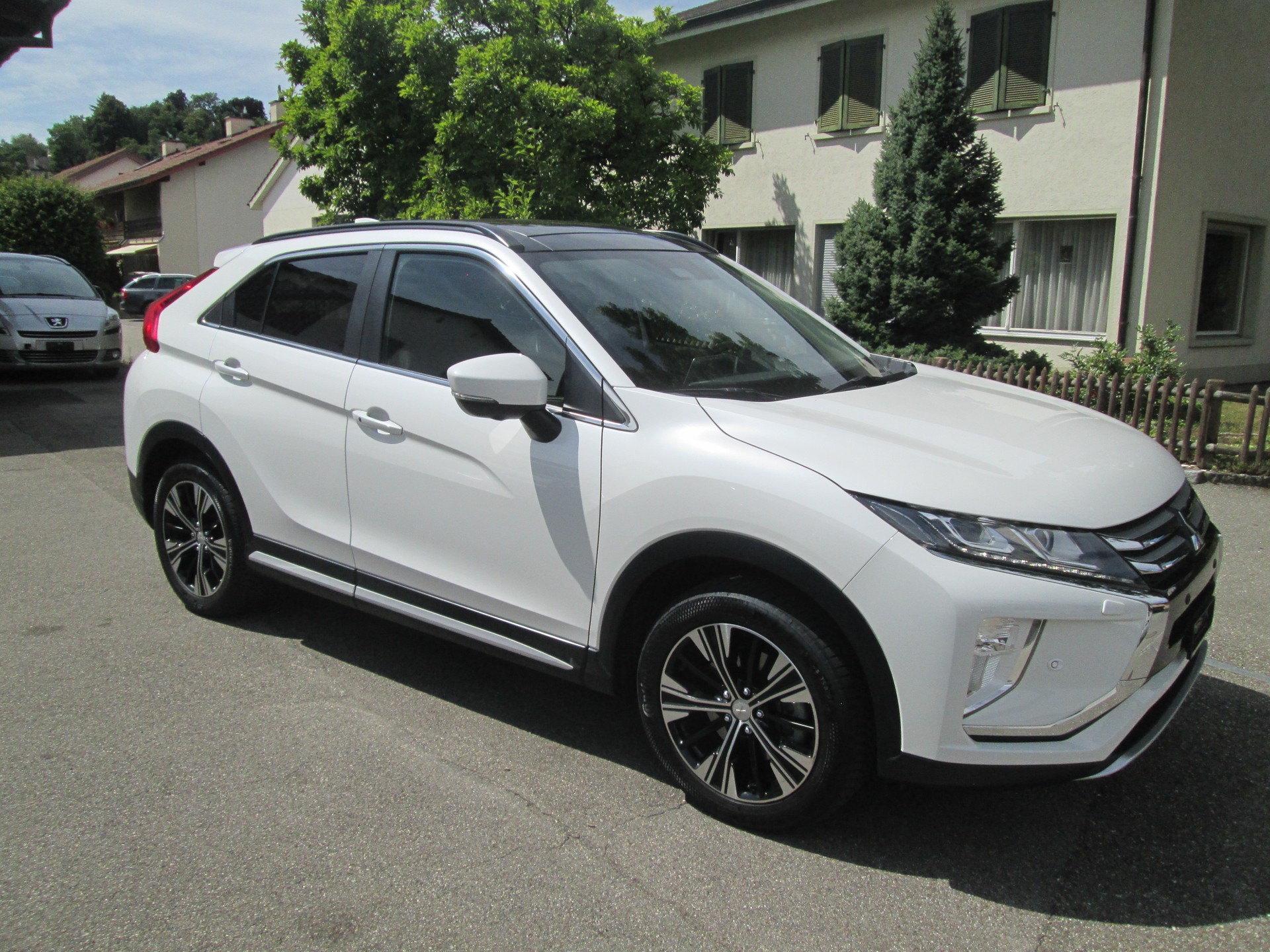 MITSUBISHI Eclipse Cross 1.5 T-Mivec Diamond 4WD CVT-image-4
