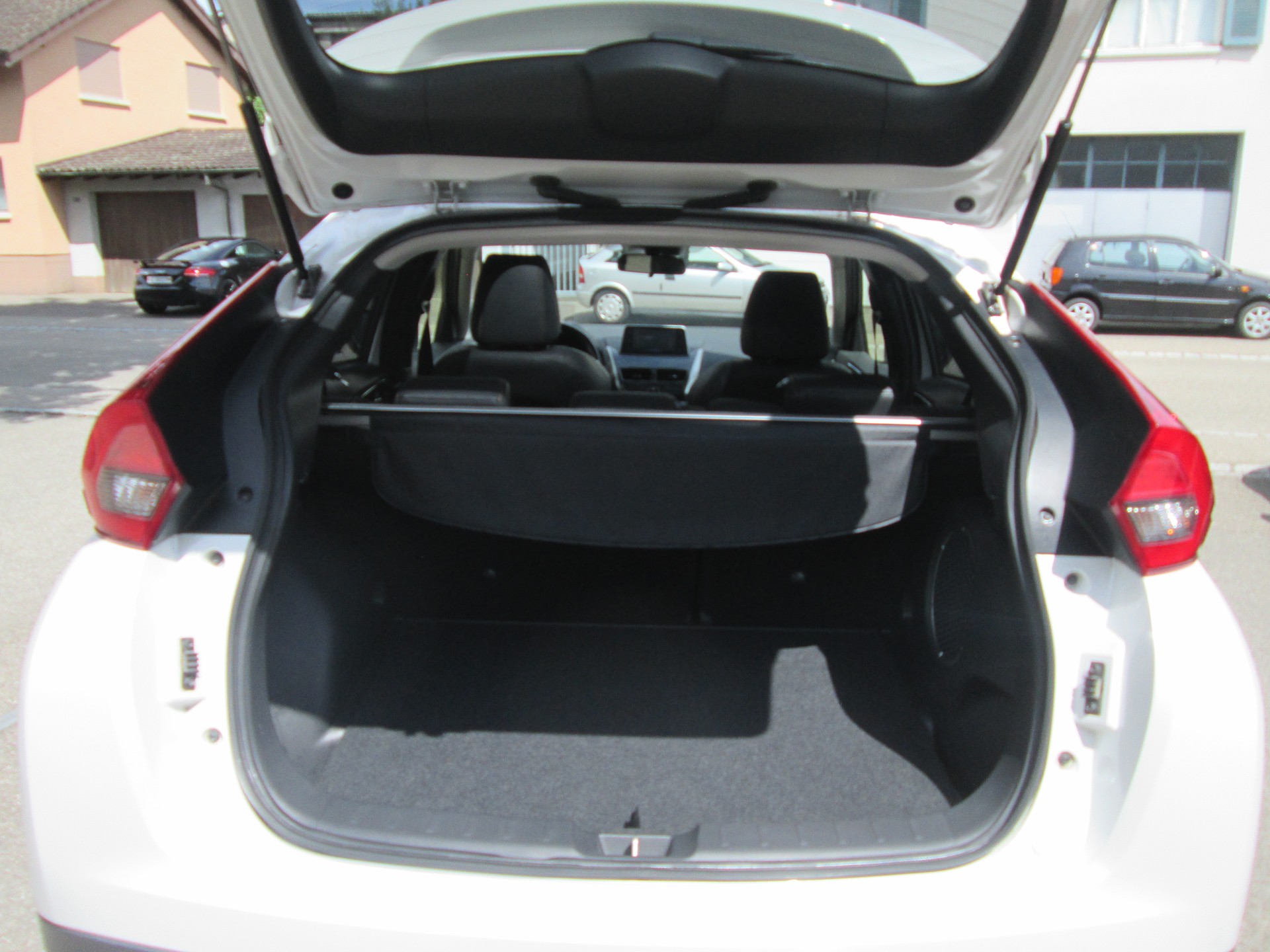 MITSUBISHI Eclipse Cross 1.5 T-Mivec Diamond 4WD CVT-image-8
