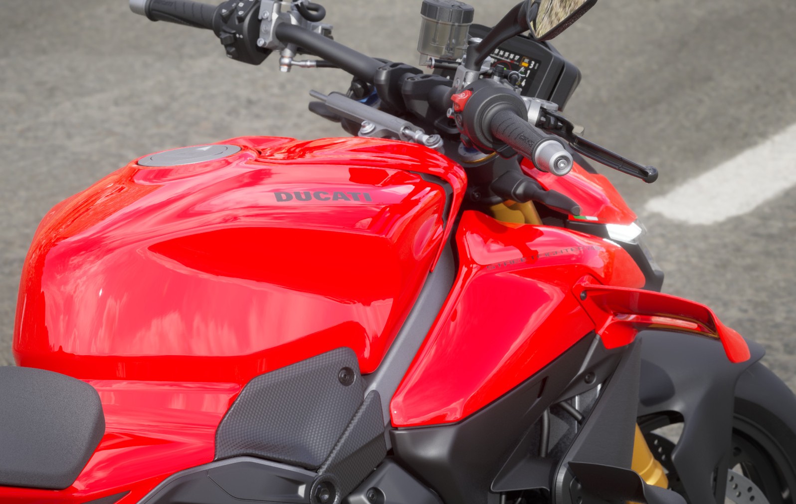 DUCATI Streetfighter V4 S-image-5