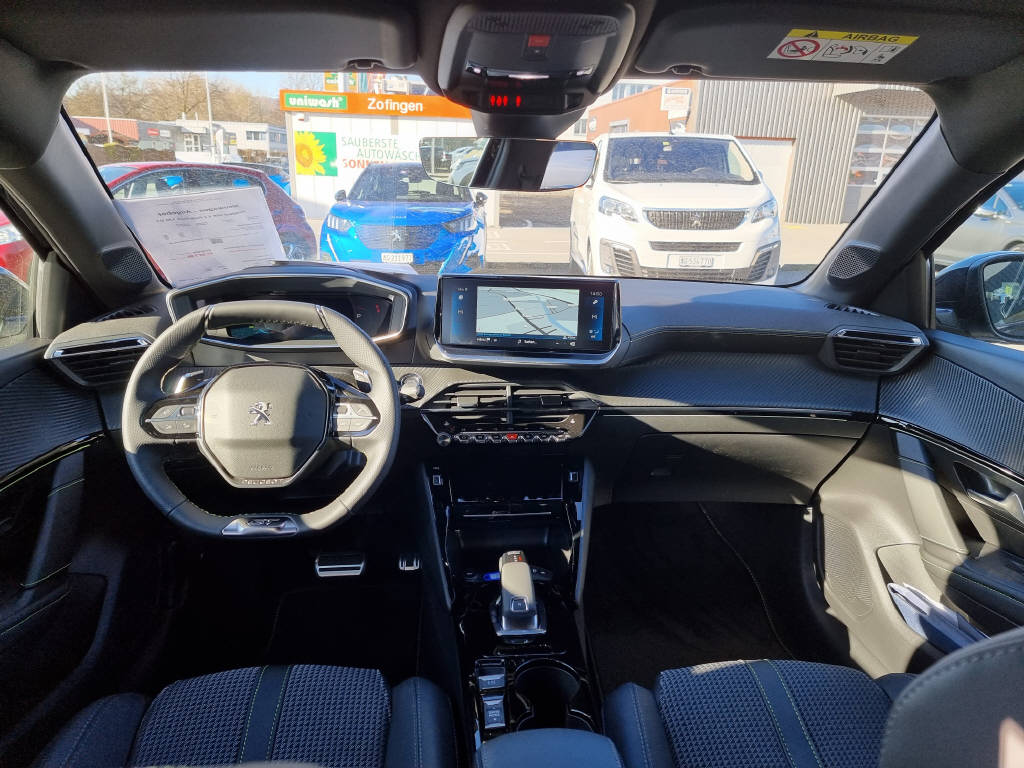 PEUGEOT 208 1.2 PureTech 100 GT-image-5