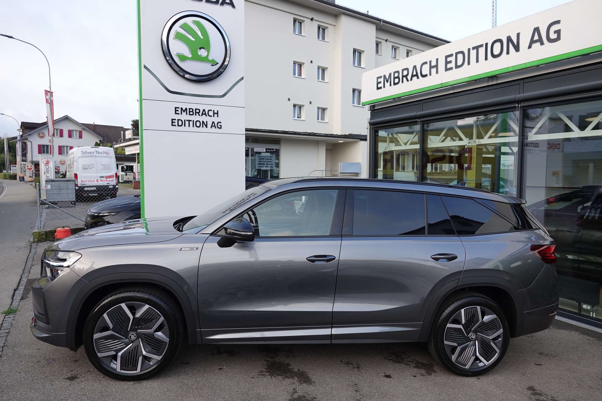 SKODA Kodiaq 2.0 TSI Sport. 4x4-image-4