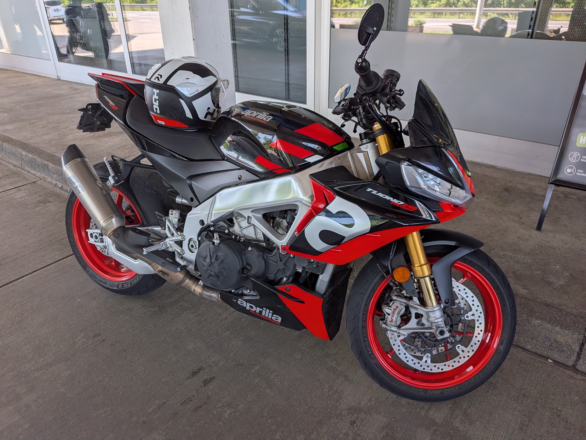 APRILIA Tuono V4 1100 Factory