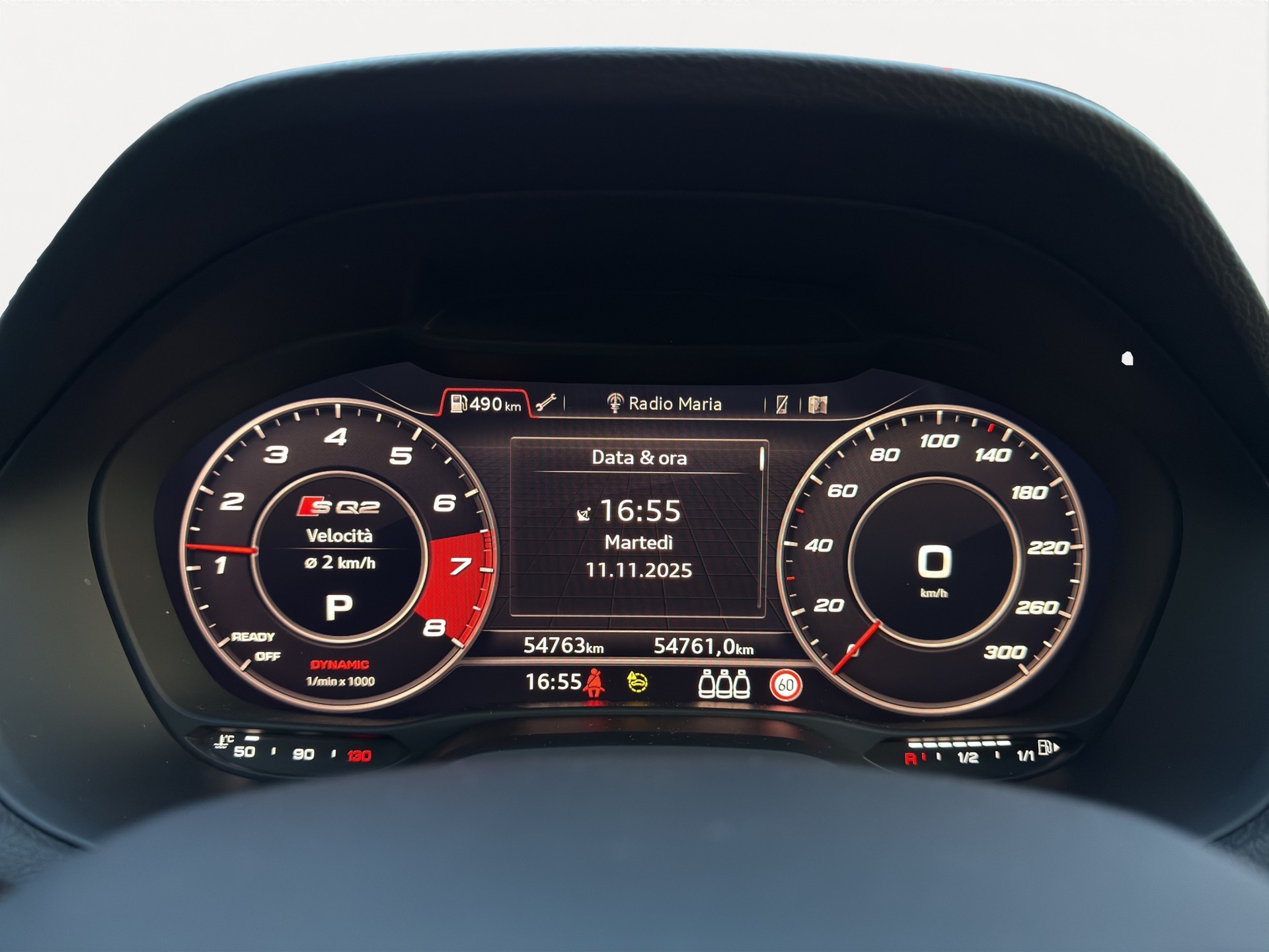 AUDI SQ2 TFSI quattro S-tronic-image-7