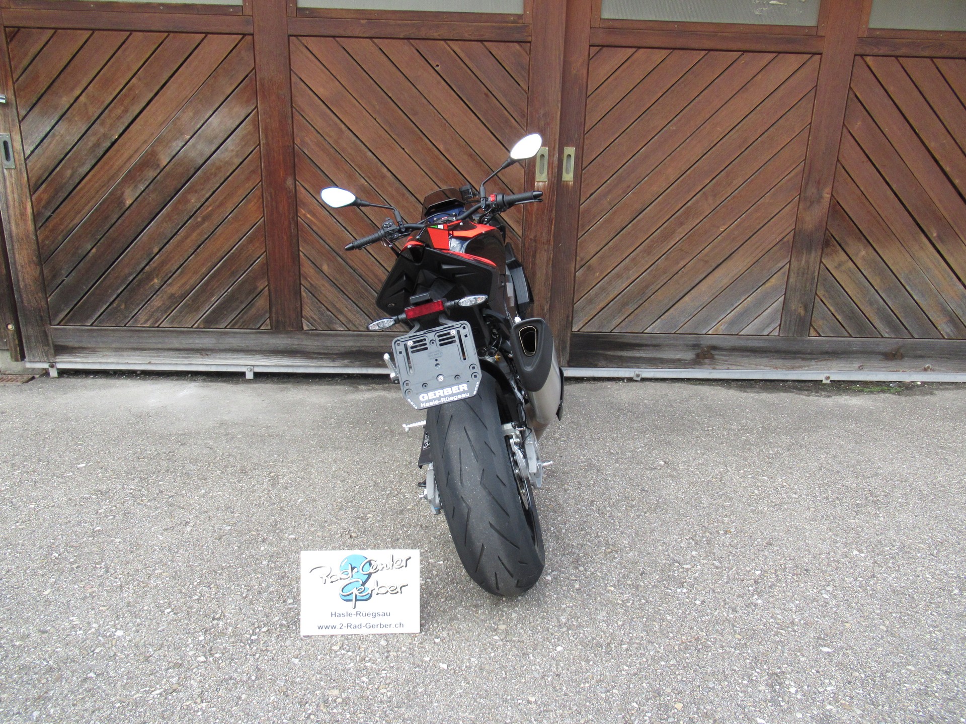 APRILIA Tuono V4 1100 E5+ Factory-image-2