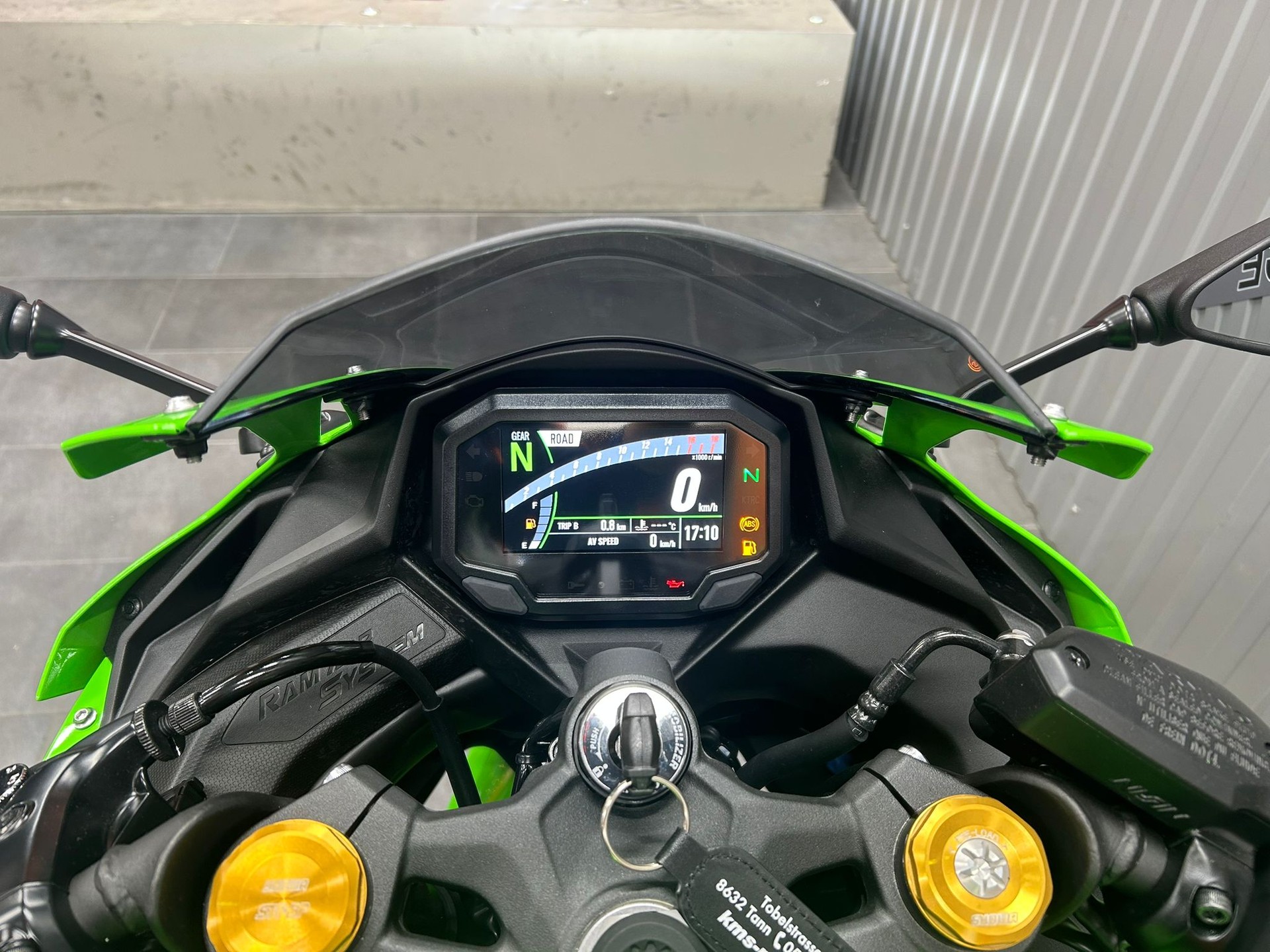 KAWASAKI Ninja ZX-4RR-image-10