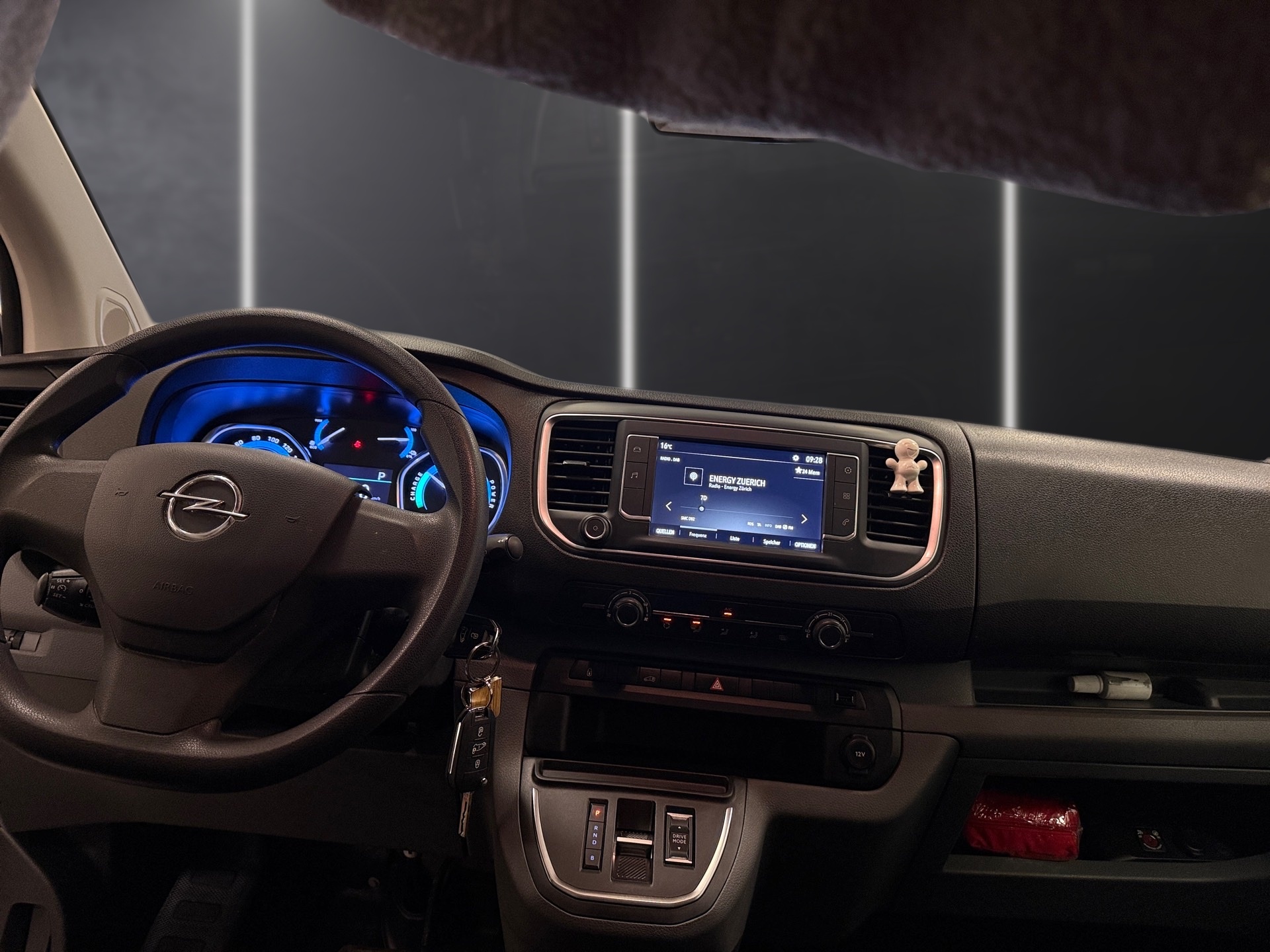 OPEL Vivaro Cargo-e 50 kWh Enjoy M-image-10