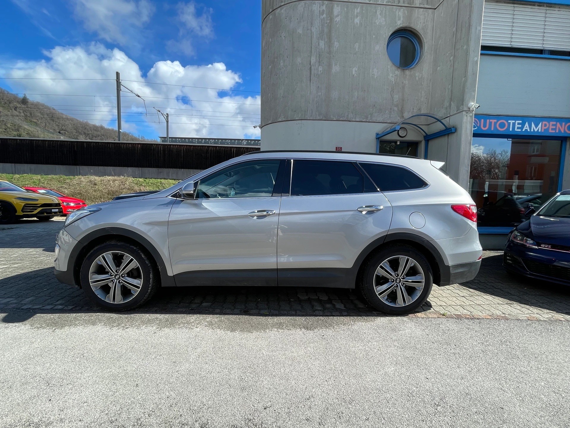 HYUNDAI Grand Santa Fe 2.2 CRDI Premium 4WD-image-2
