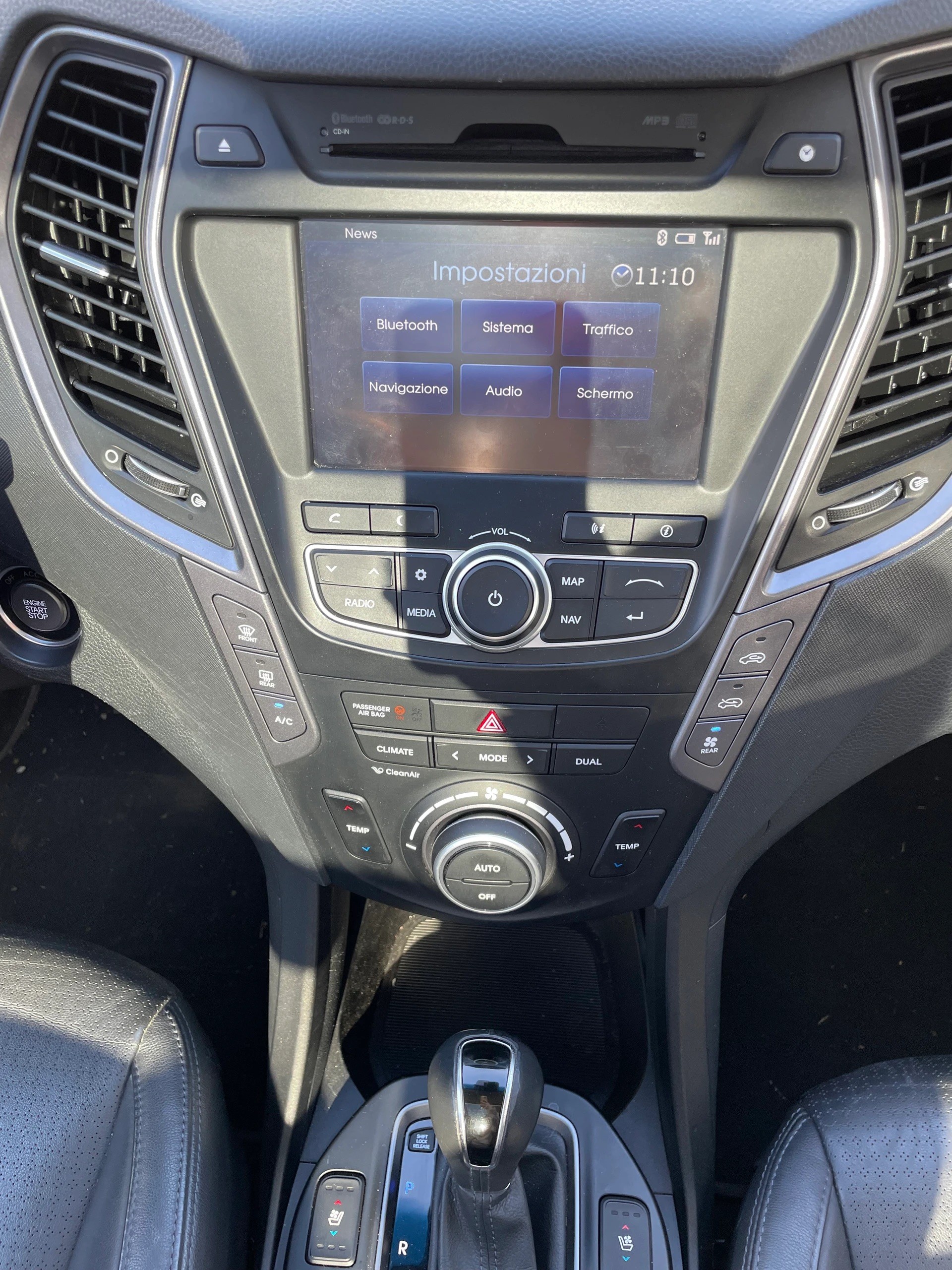 HYUNDAI Grand Santa Fe 2.2 CRDI Premium 4WD-image-9