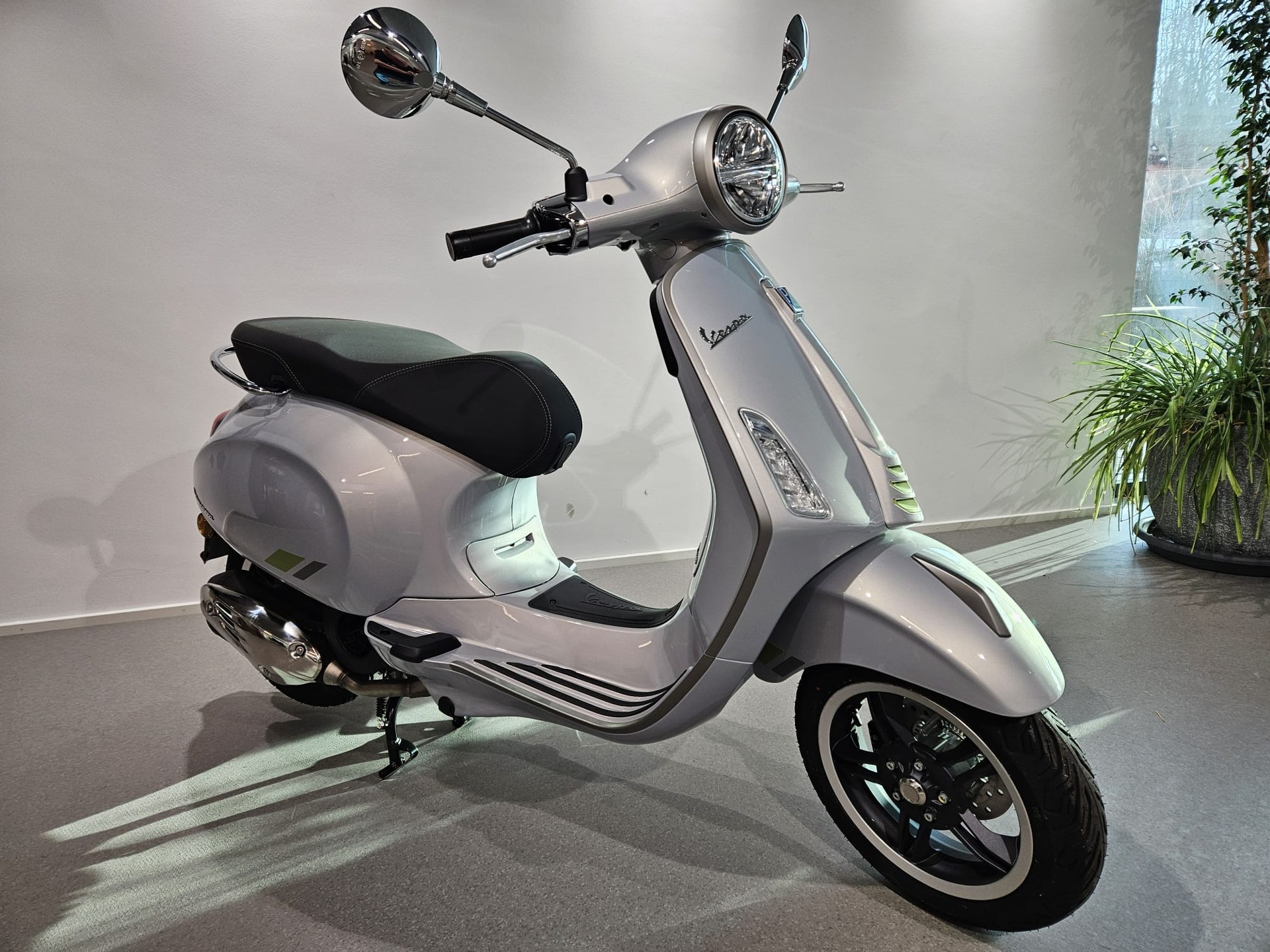 PIAGGIO Vespa Primavera 125 Tech Euro 5+-image-3
