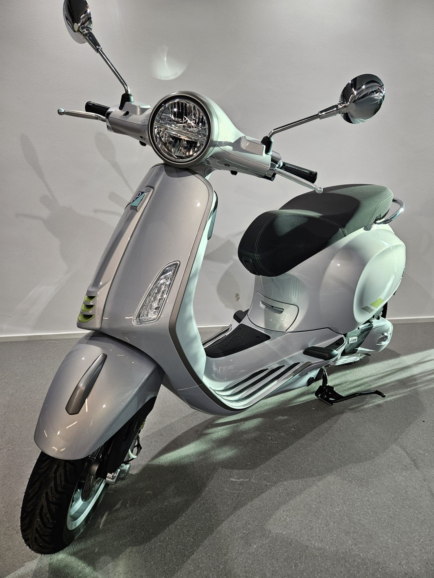 PIAGGIO Vespa Primavera 125 Tech Euro 5+-image-7