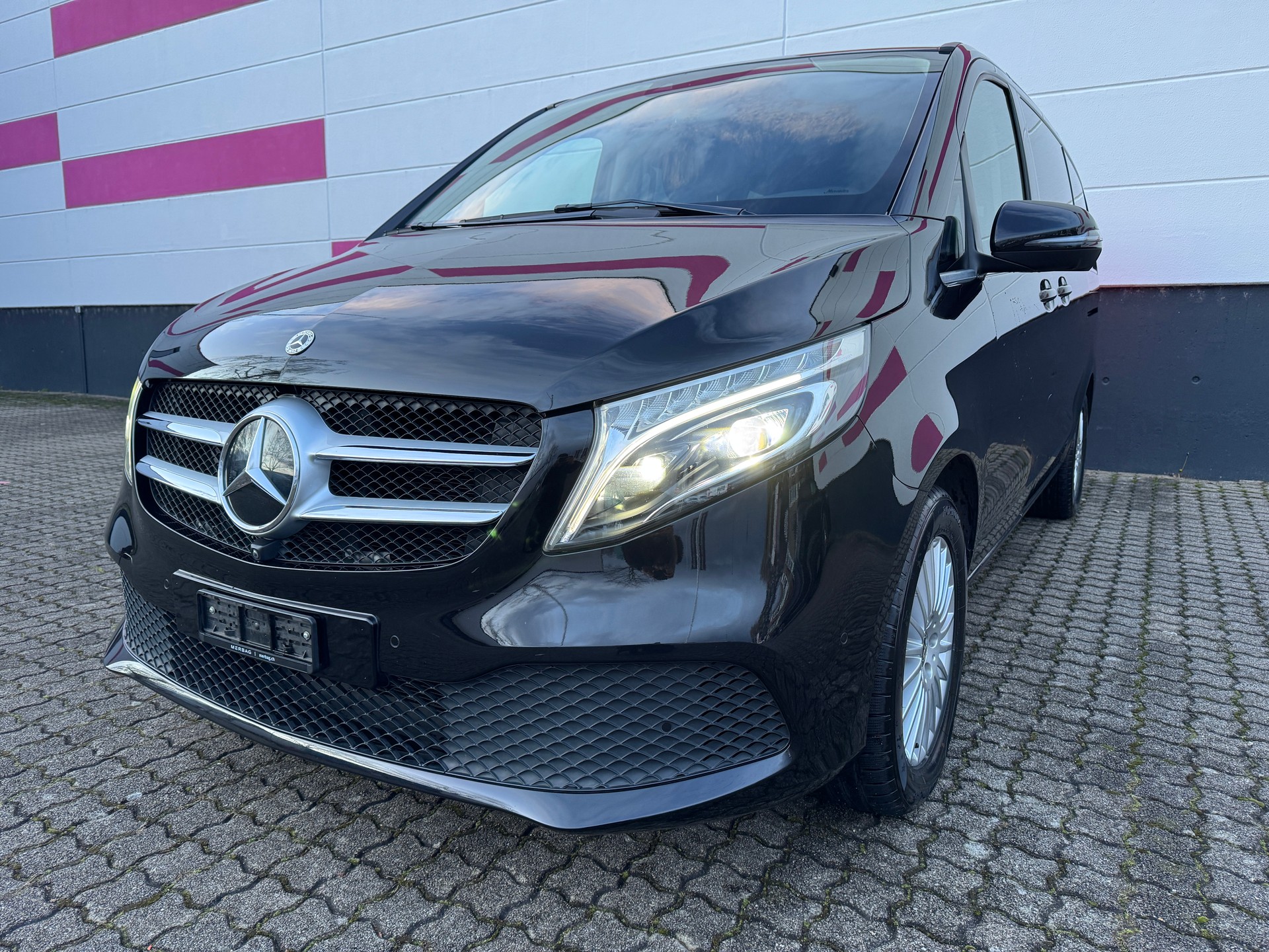 MERCEDES-BENZ V 250 d lang Avantgarde 4Matic G-Tronic-image-2