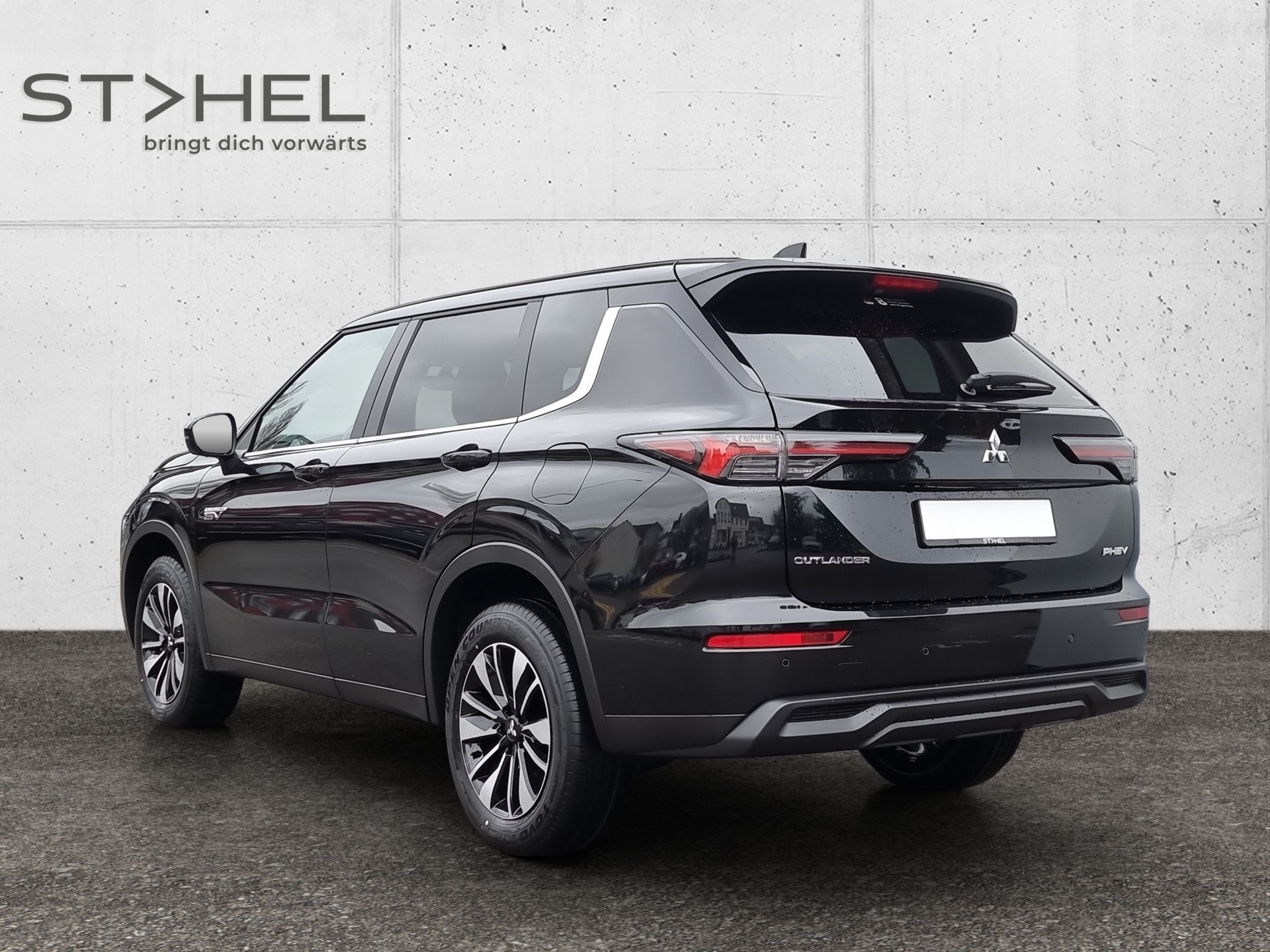 MITSUBISHI Outlander 2.4 PHEV Invite 4x4-showroom-element-2