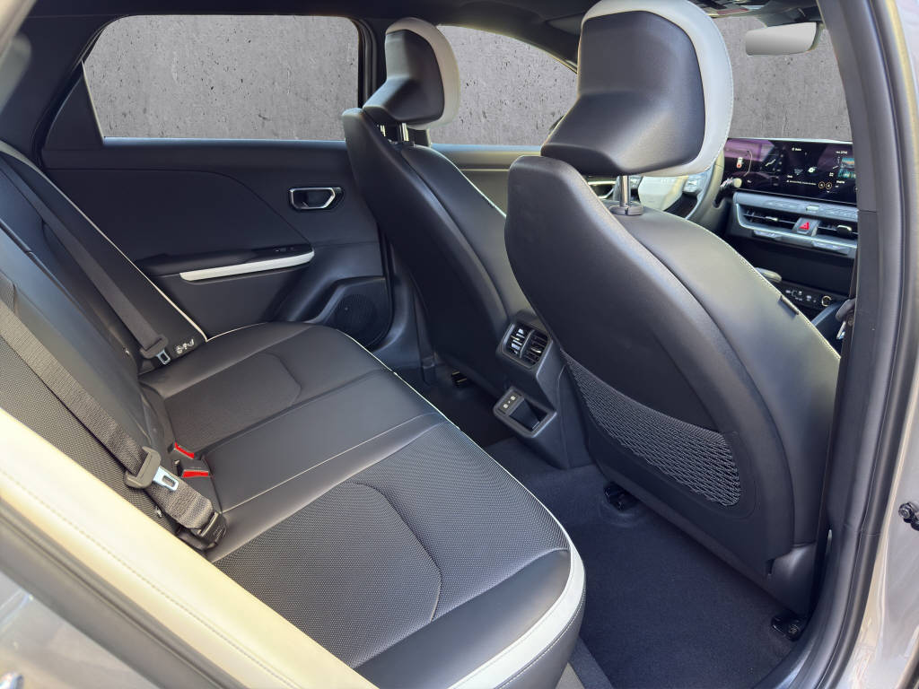 KIA K4 GT-Line 1.6T-GDi-image-13