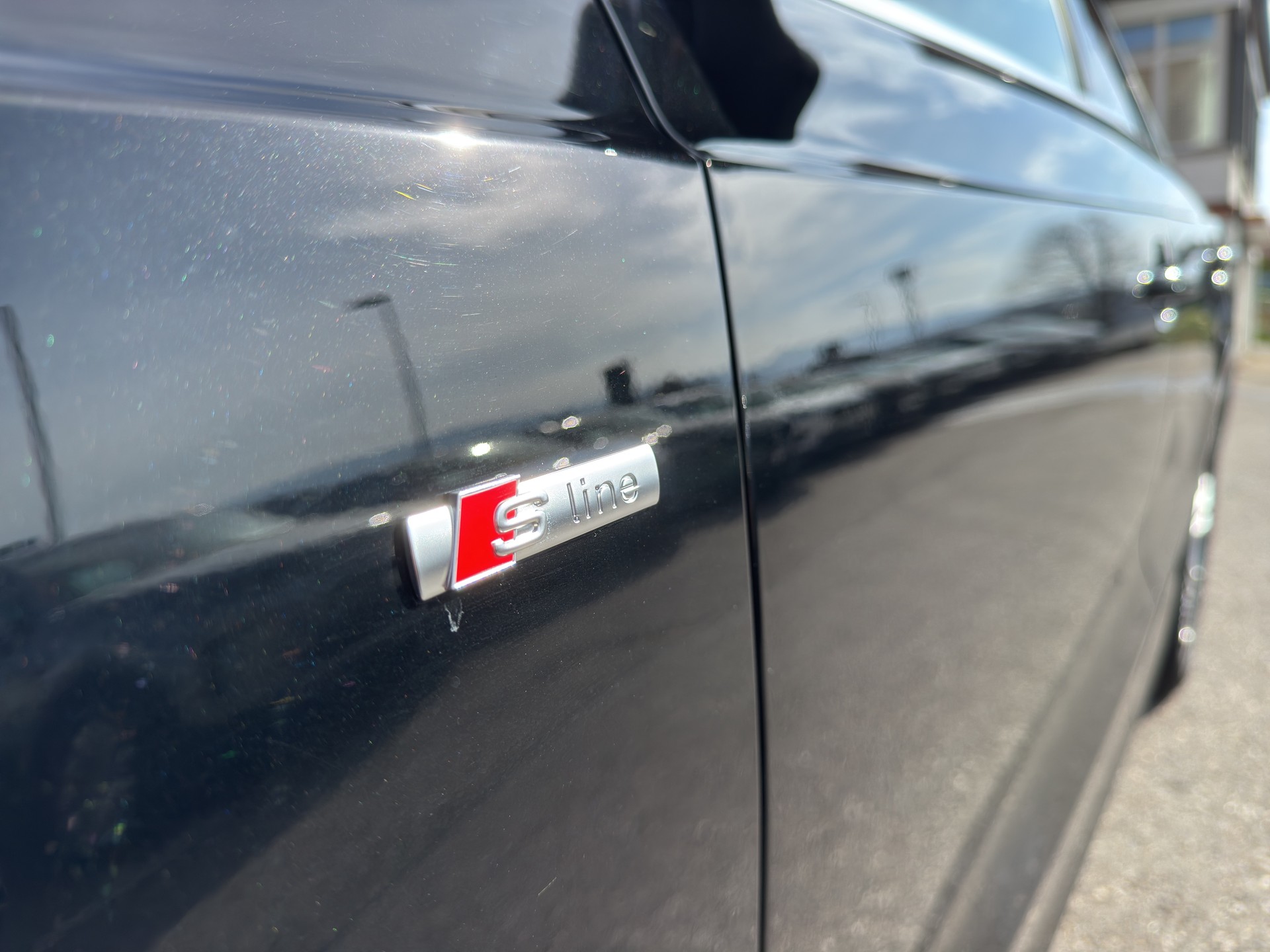 AUDI Q3 2.0 TFSI Sport quattro STr-image-14