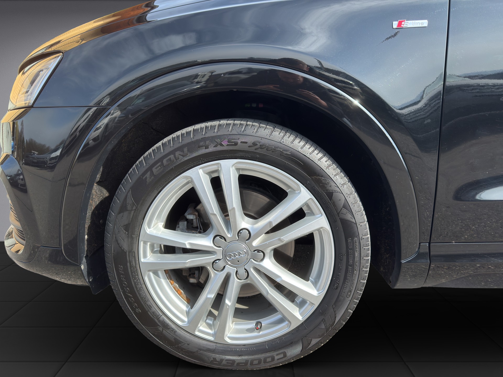 AUDI Q3 2.0 TFSI Sport quattro STr-image-6