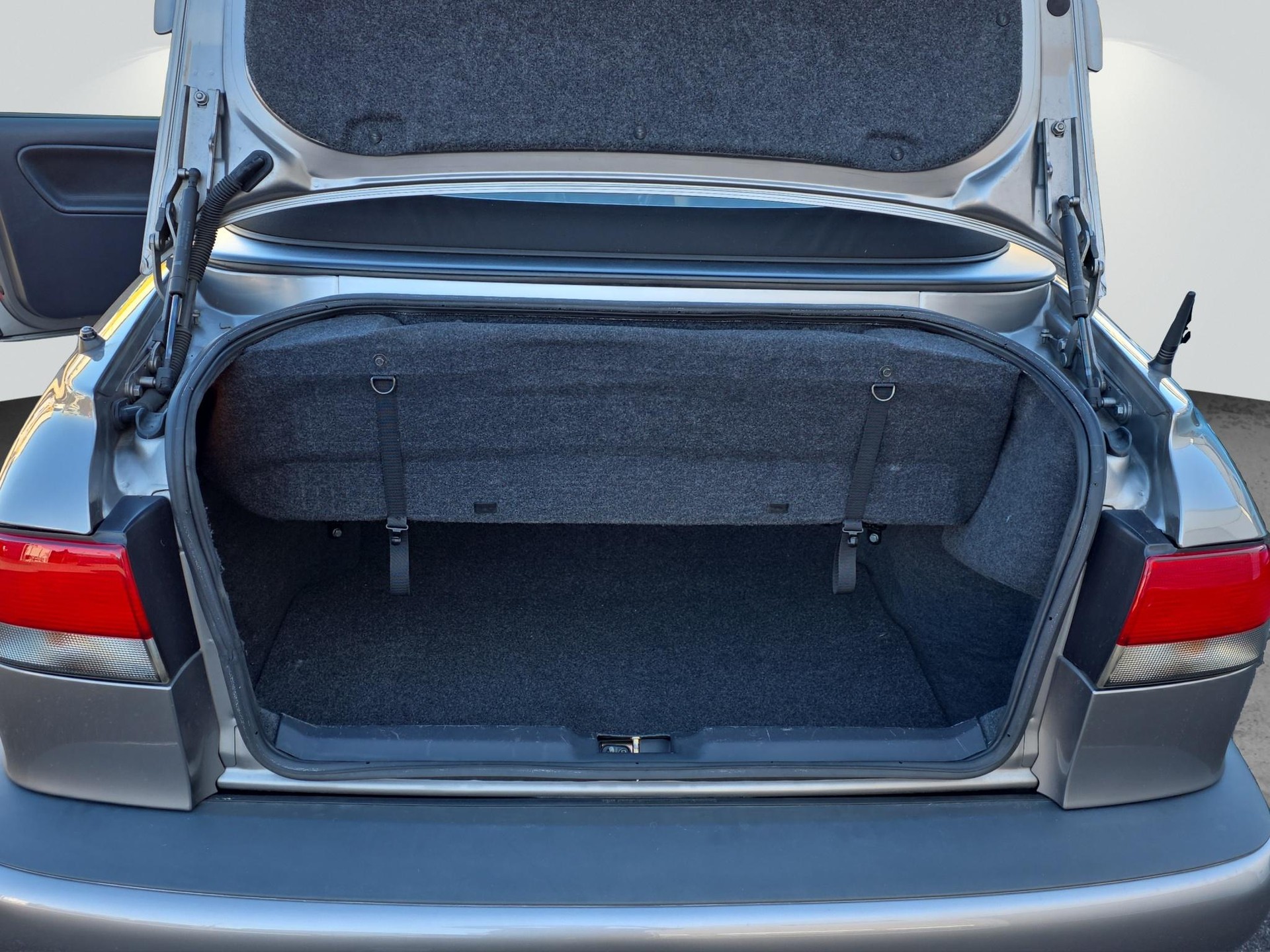 SAAB 9-3 Cabriolet 2.0 16V 205 Turbo SE-image-16