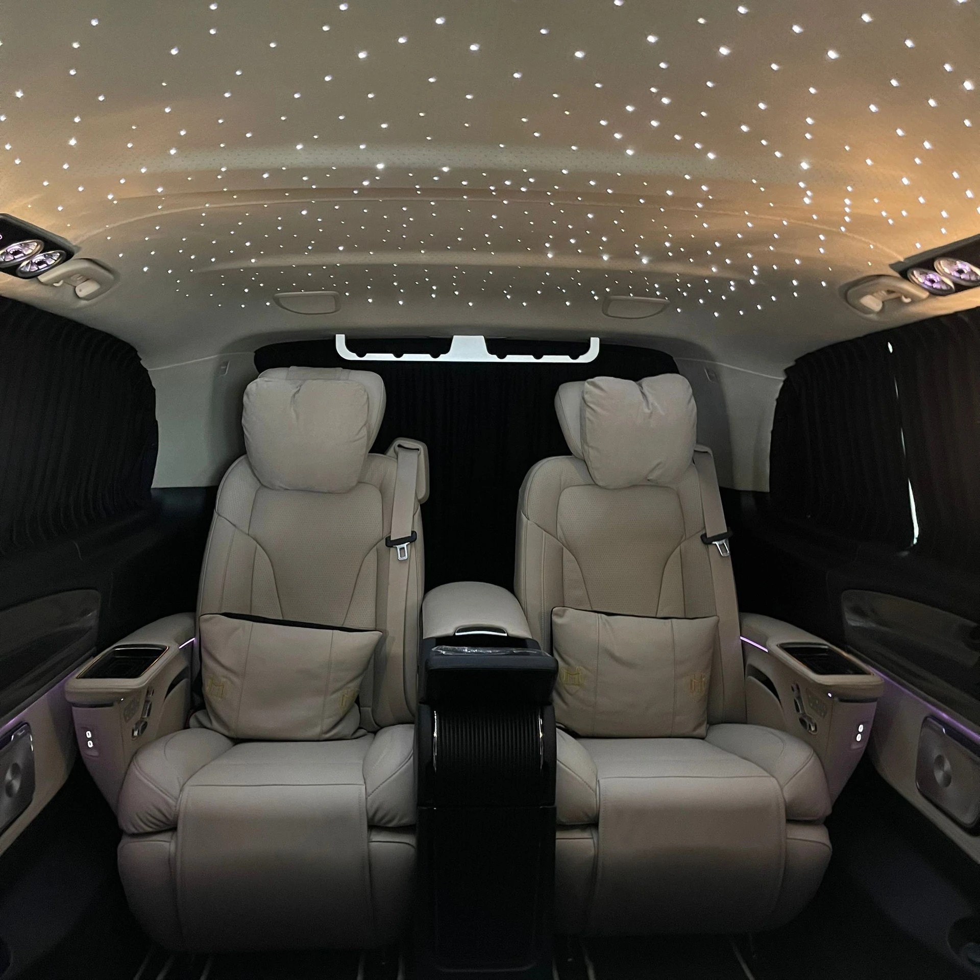 MERCEDES-BENZ V 300 d Extra-Lang 4matic Exclusive FALCON CARDADA V.I.P-image-32