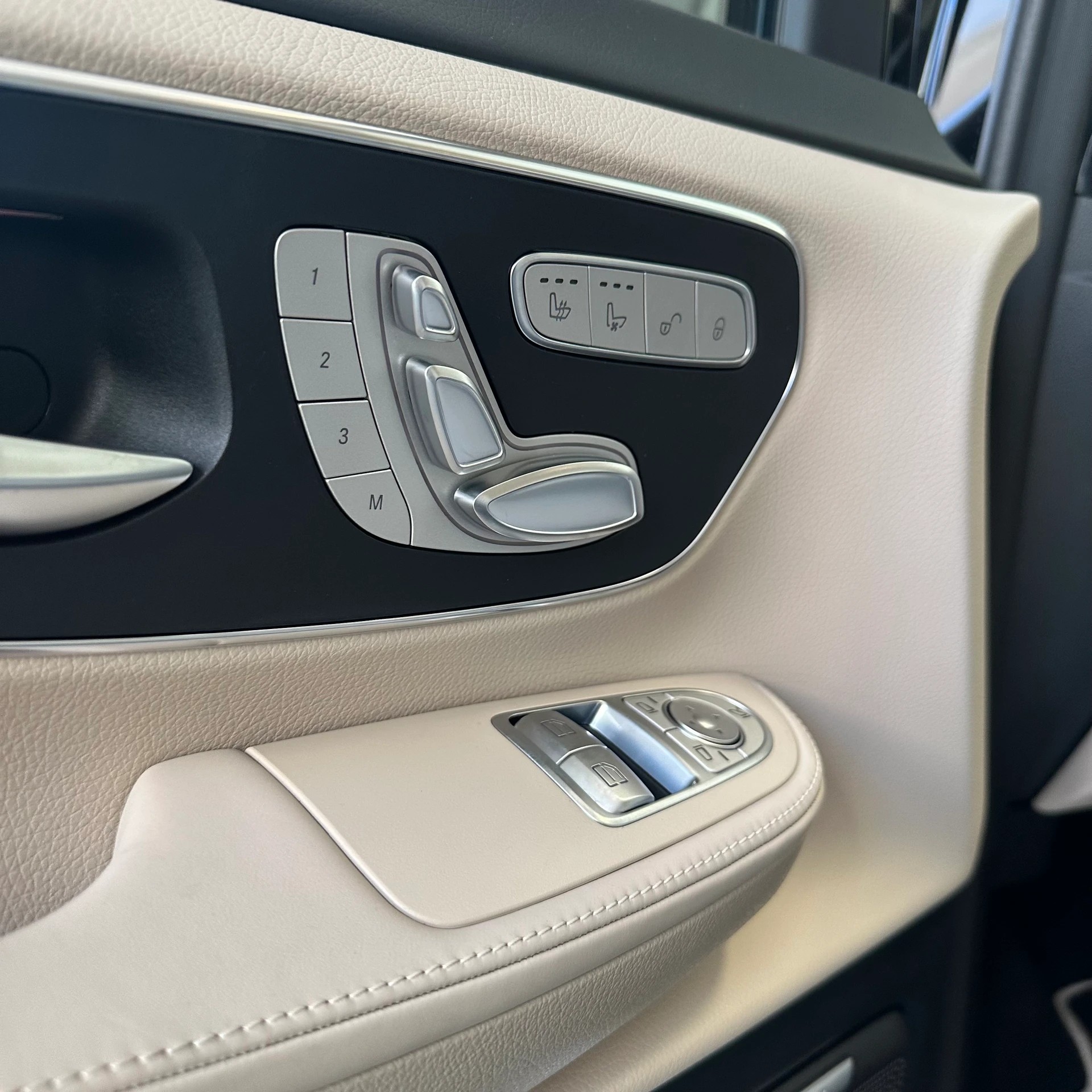 MERCEDES-BENZ V 300 d Extra-Lang 4matic Exclusive FALCON CARDADA V.I.P-image-14