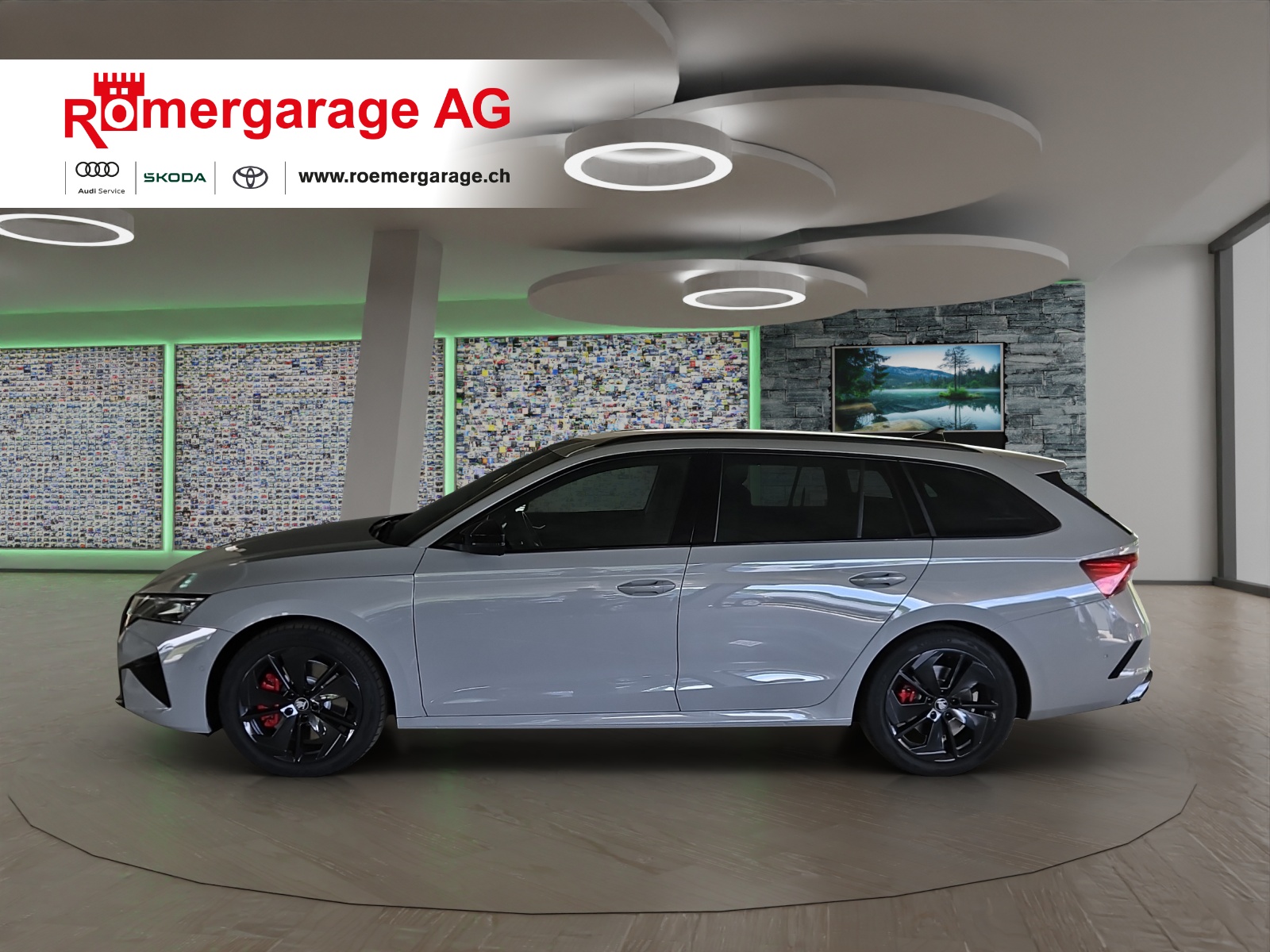SKODA Octavia Combi 2.0 TSI DSG RS-showroom-element-1