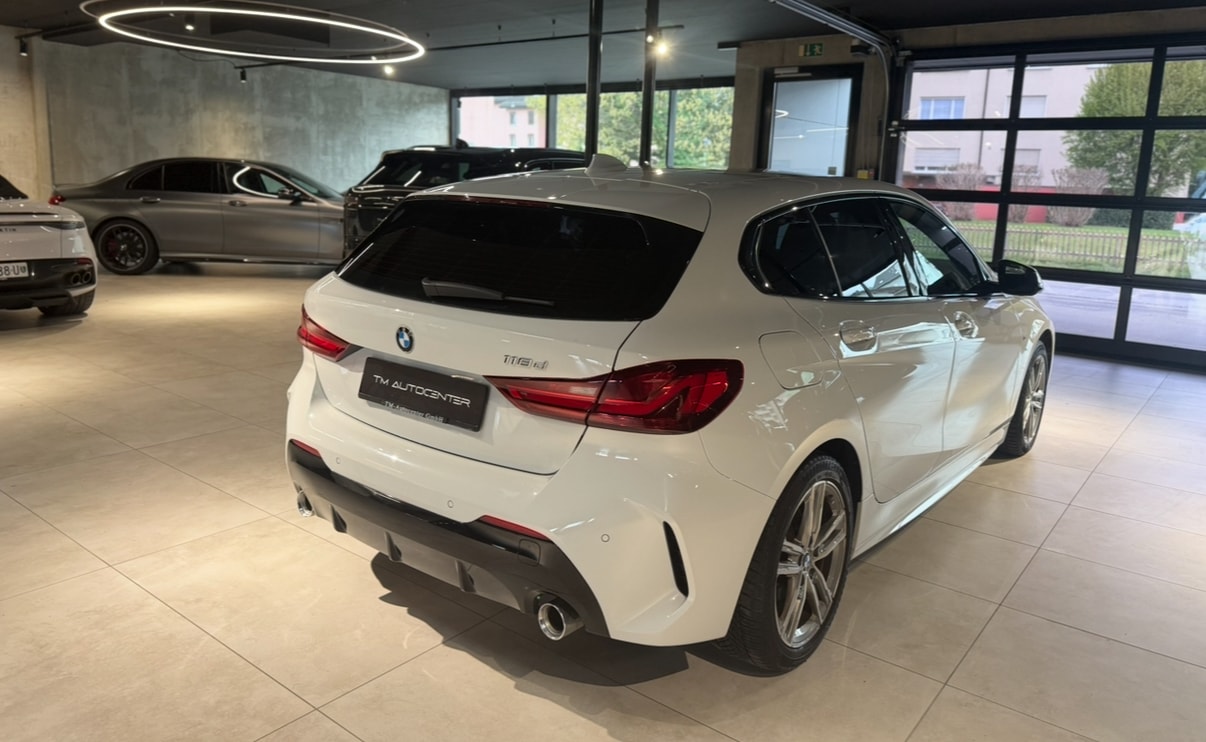 BMW 118d Steptronic M Sport-image-4