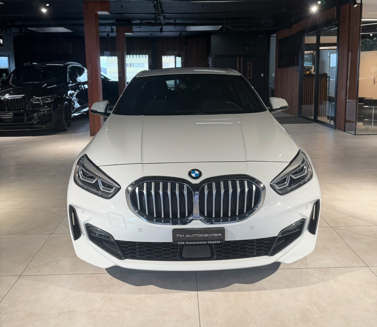BMW 118d Steptronic M Sport-image-2