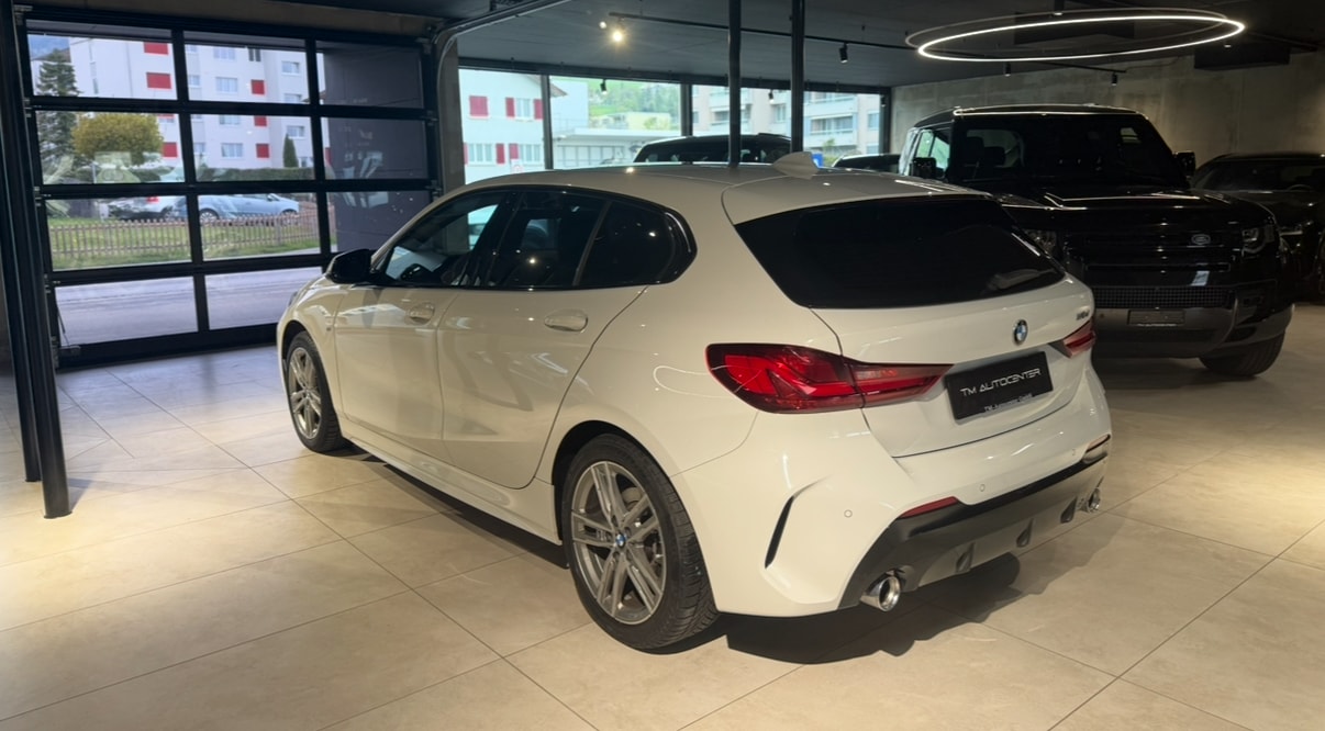 BMW 118d Steptronic M Sport-image-3