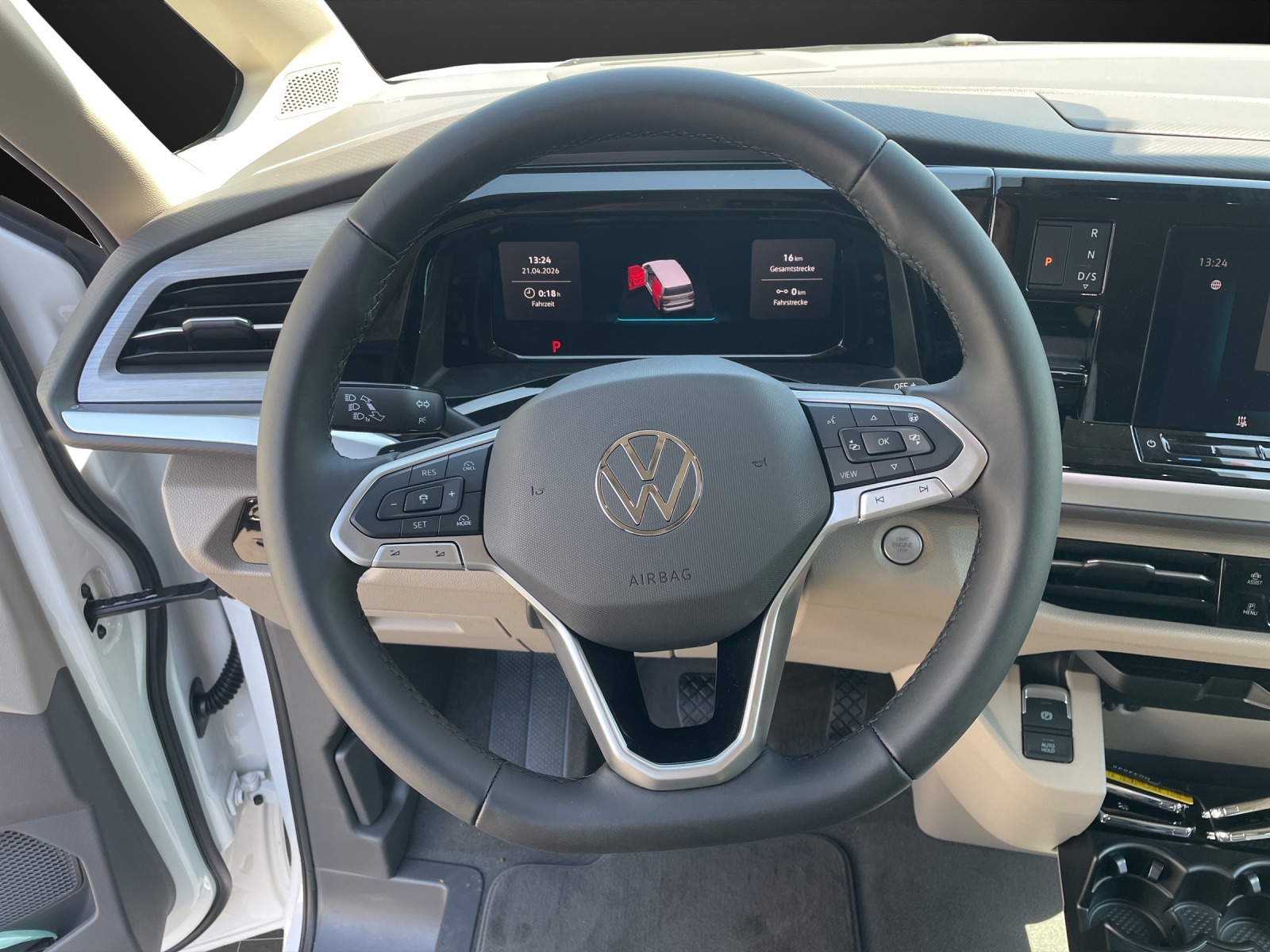 VW California eHybrid Ocean 4Motion-image-10