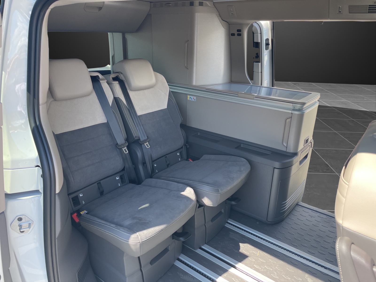 VW California eHybrid Ocean 4Motion-image-8