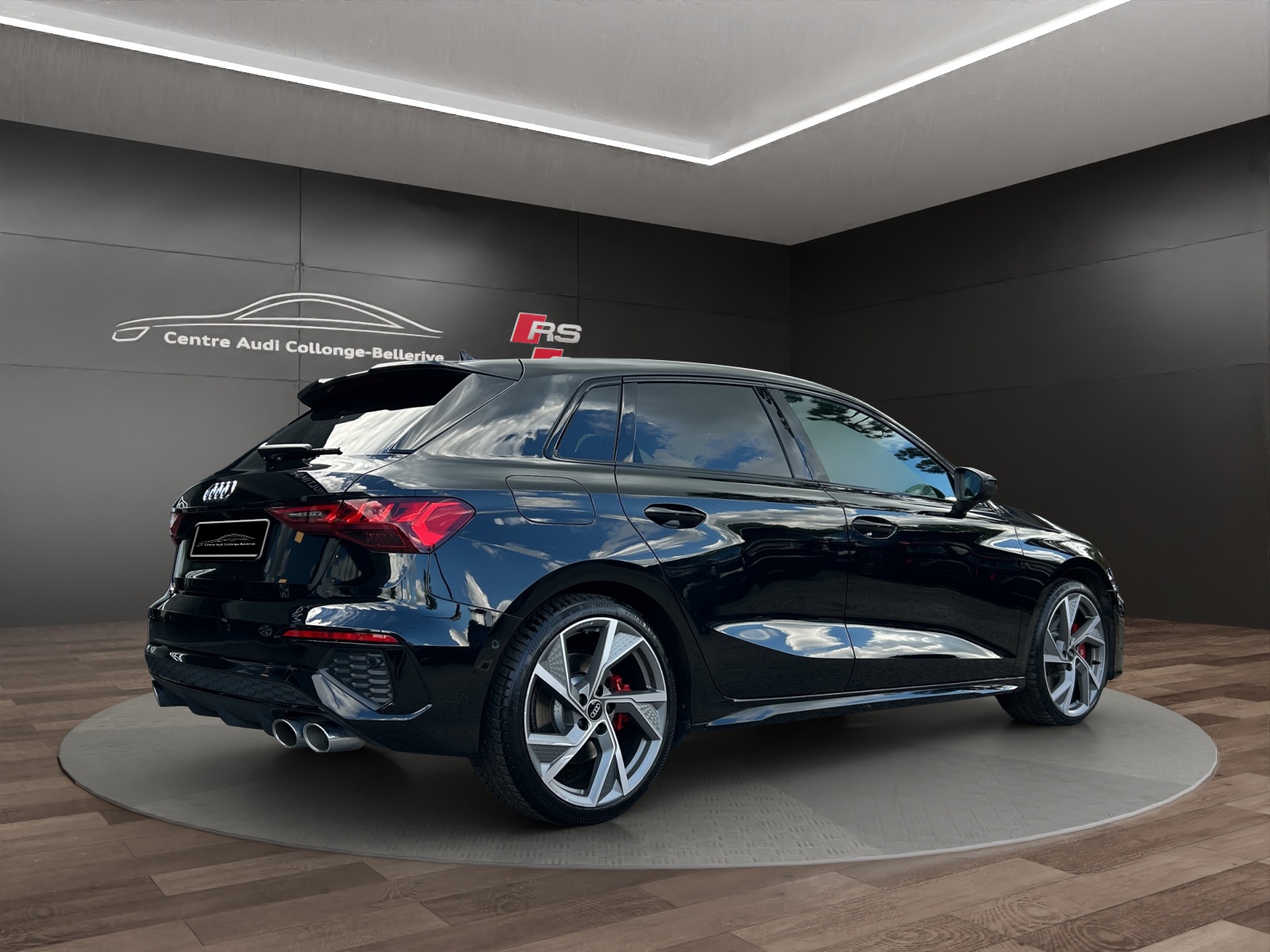AUDI S3 Sportback 2.0 TFSI quattro S-tronic-image-5
