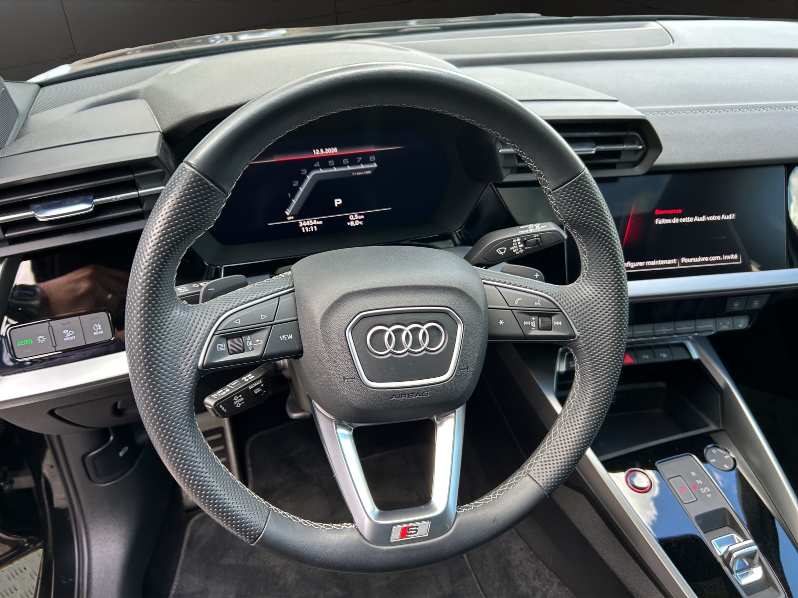 AUDI S3 Sportback 2.0 TFSI quattro S-tronic-image-9