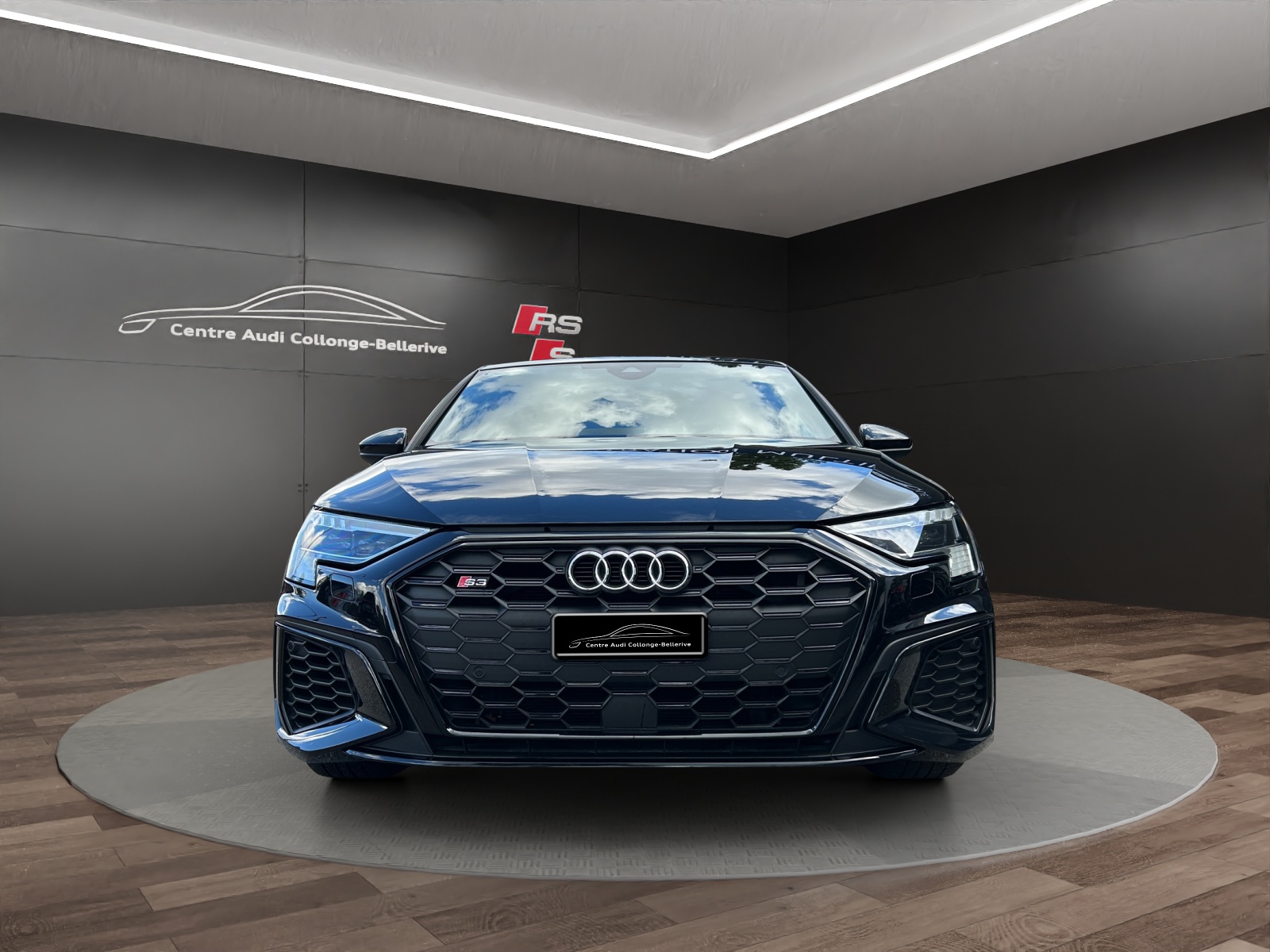 AUDI S3 Sportback 2.0 TFSI quattro S-tronic-showroom-element-1