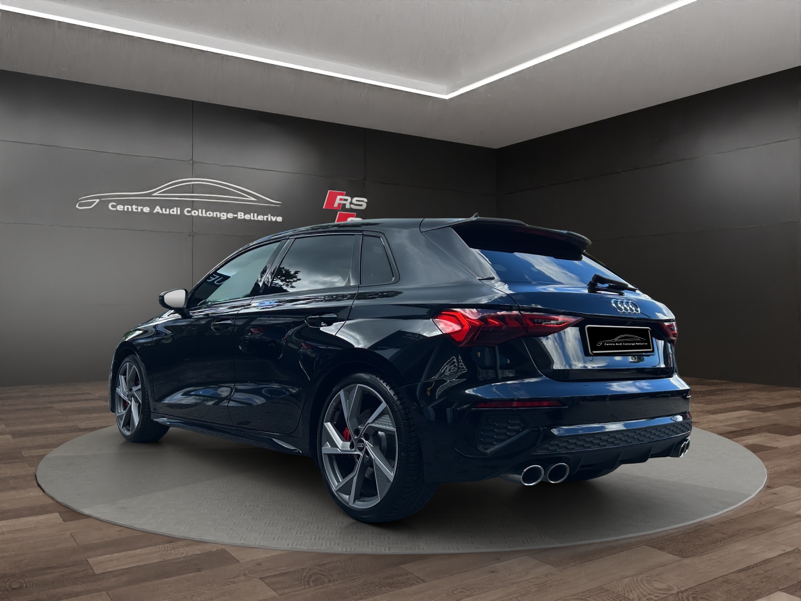 AUDI S3 Sportback 2.0 TFSI quattro S-tronic-showroom-element-3